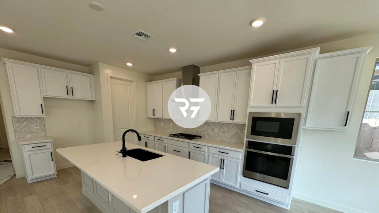 Why White Is Still the Reigning Champion of Kitchen Cabinet Colors