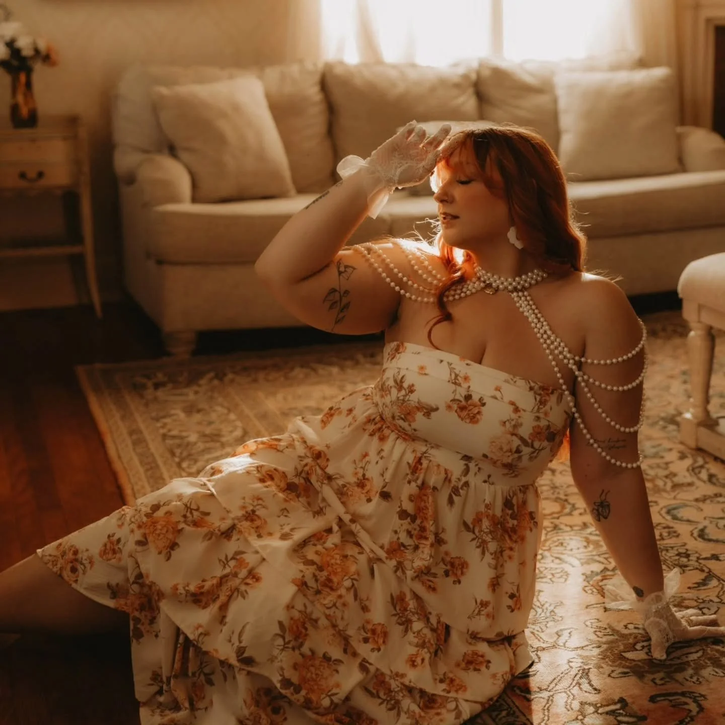 A timeless beauty ✨️ 

Model: @typicallytrishhh.creates 
Venue: @thebeverlymansion 

#ohiophotographer #columbusohiophotography #photographer #creativephotography #vintagevibes