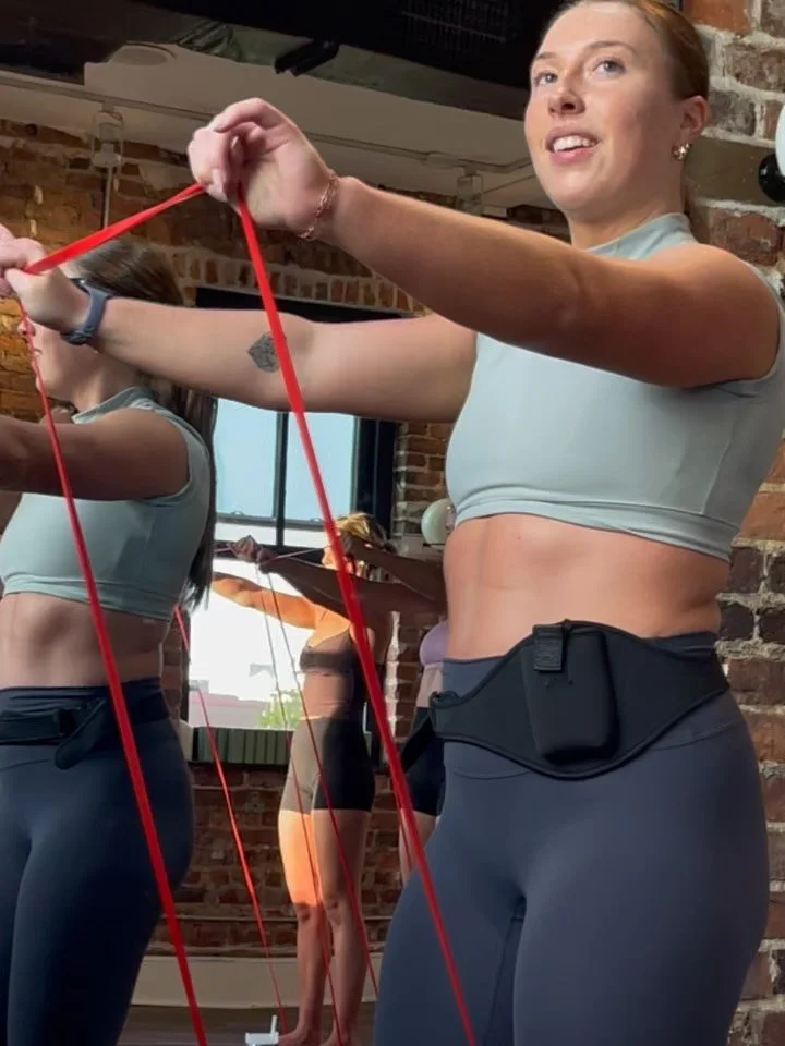 SUNDAY 💧 BOOK YOUR CLASSES !!

from slow classical, to pylometrics and strength &mdash; there&rsquo;s something for every mood !!!

lock in your classes, grab your trial 3 for $45 and come sweat !!!

MONDAY 
7:15 @frannyjoy_ 
8:15 @frannyjoy_ 
9:30 