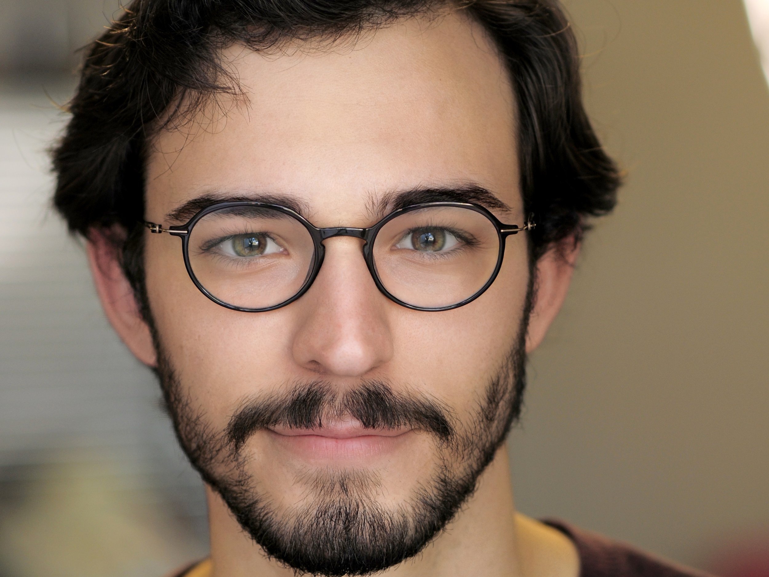 Morgan J. Simon Headshot.jpg