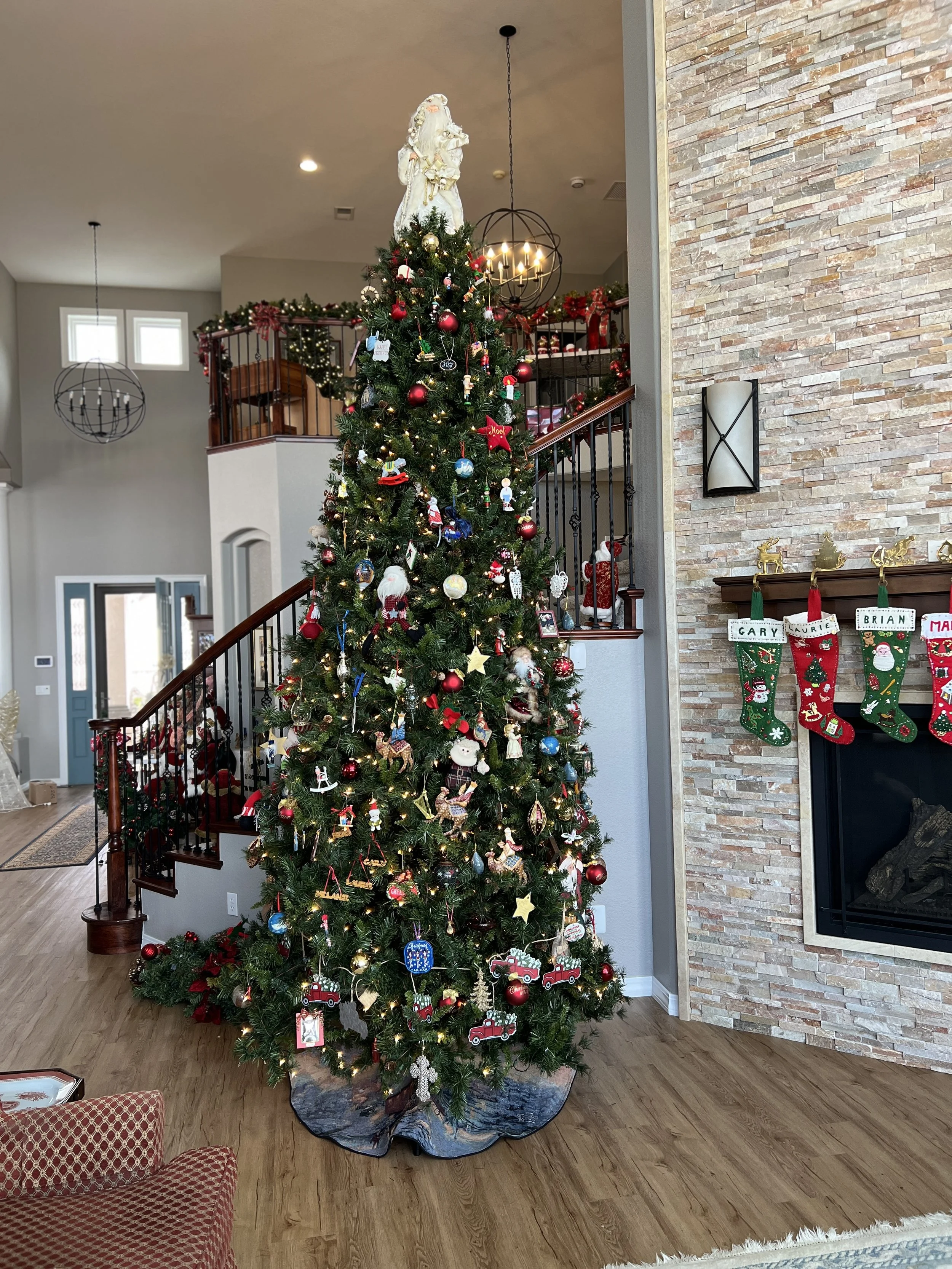 finished pic - main tree - vertical.jpg