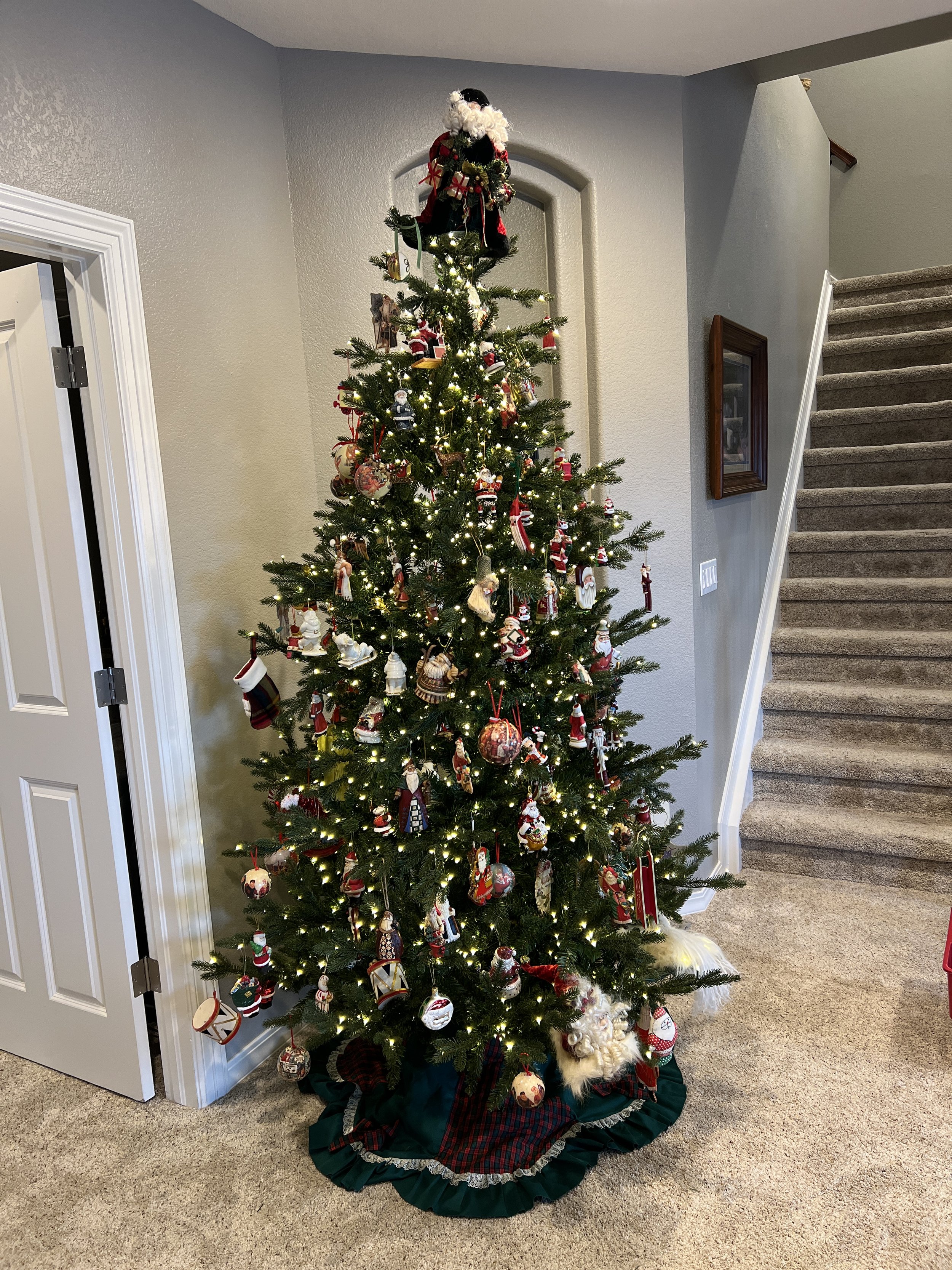 general pic - santa tree.JPG