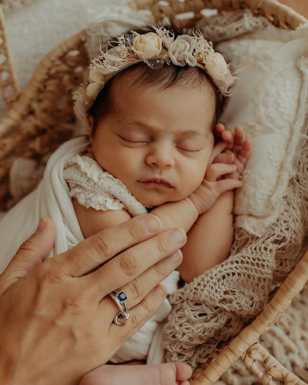 Seguo loro da quando la mamma aveva in pancia il suo fratellone&hellip; li ho accompagnati per tutto il primo anno di vita. Ci siamo viste in tante occasione e abbiamo condiviso tanti pensieri di mamme❤️

Adesso la storia si ripete.. ma questa volta 