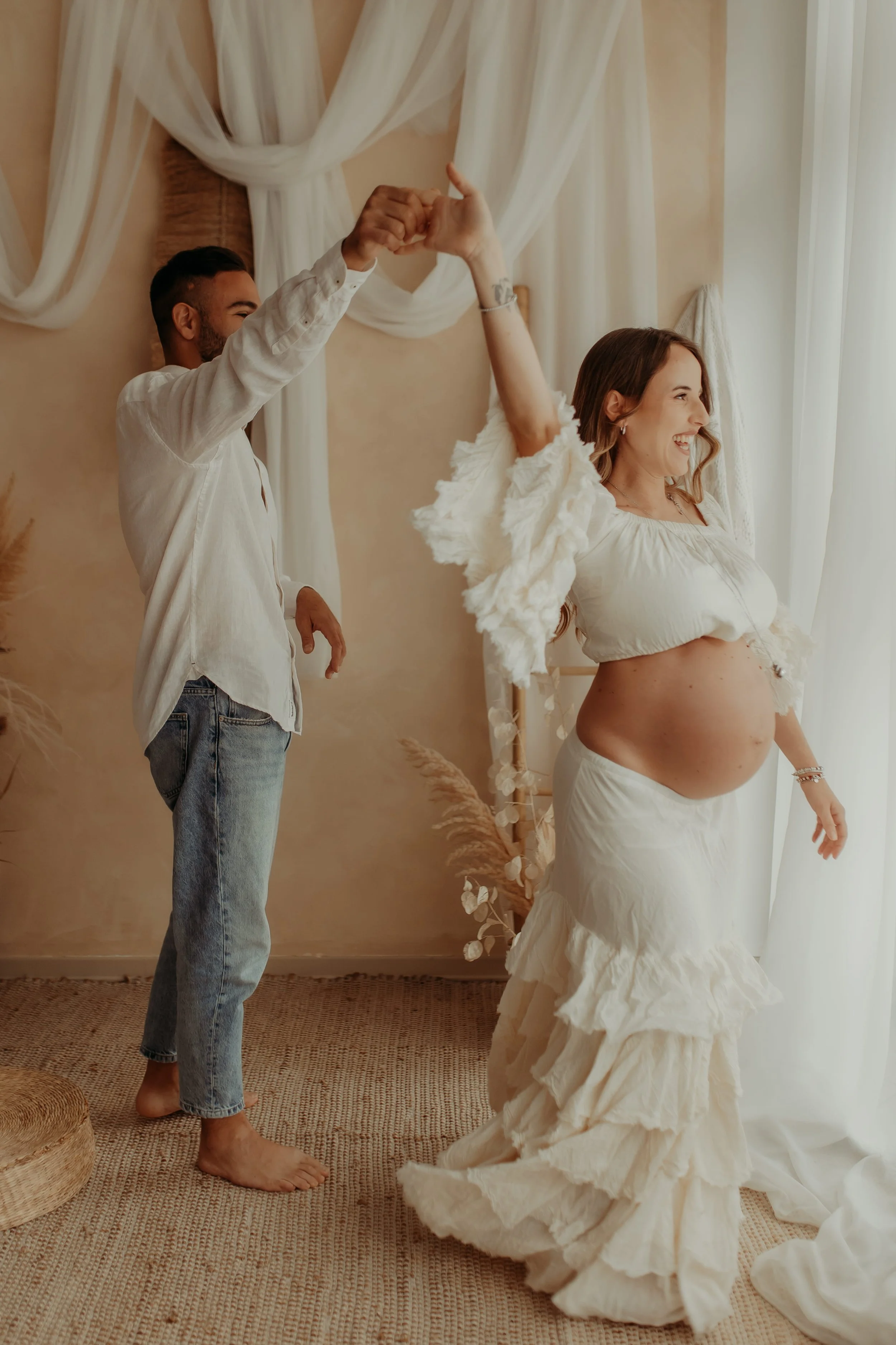 maternity di coppia luce morbida.jpg