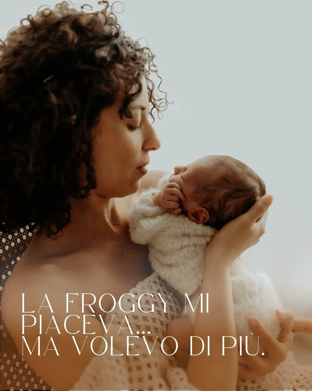 La mia Froggy on Mamma &egrave; una posa studiata per garantire sicurezza newborn durante il servizio fotografico neonato in studio.

Amavo la posa Froggy.
Ma dentro di me sentivo che volevo di pi&ugrave;.

Pi&ugrave; sicurezza.
Pi&ugrave; emozione.
