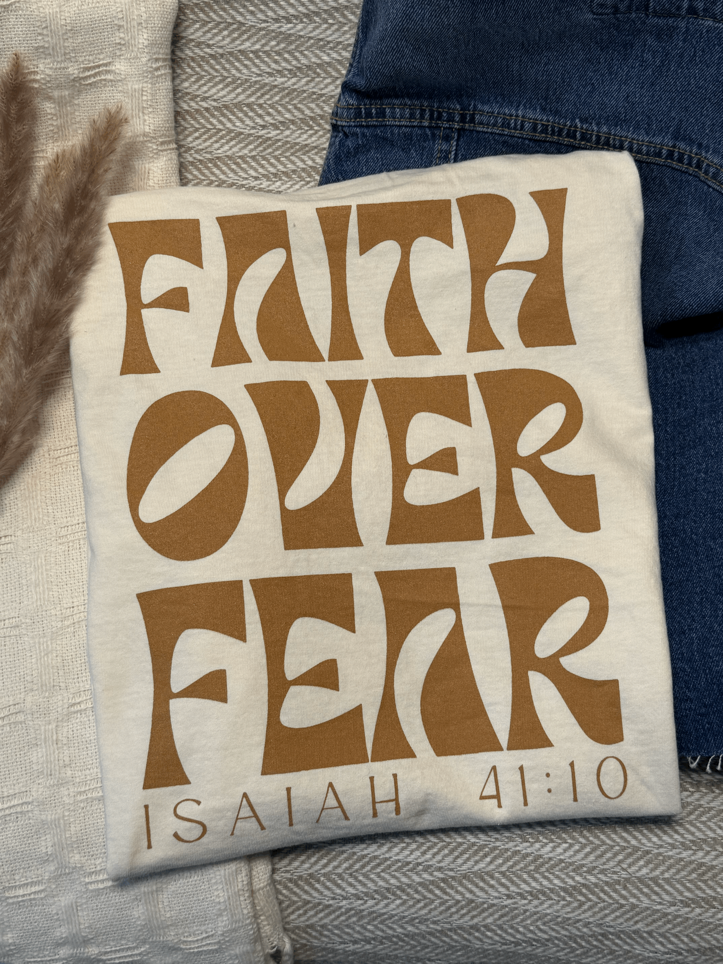 Faith Over Fear Graphic Tee - Ivory