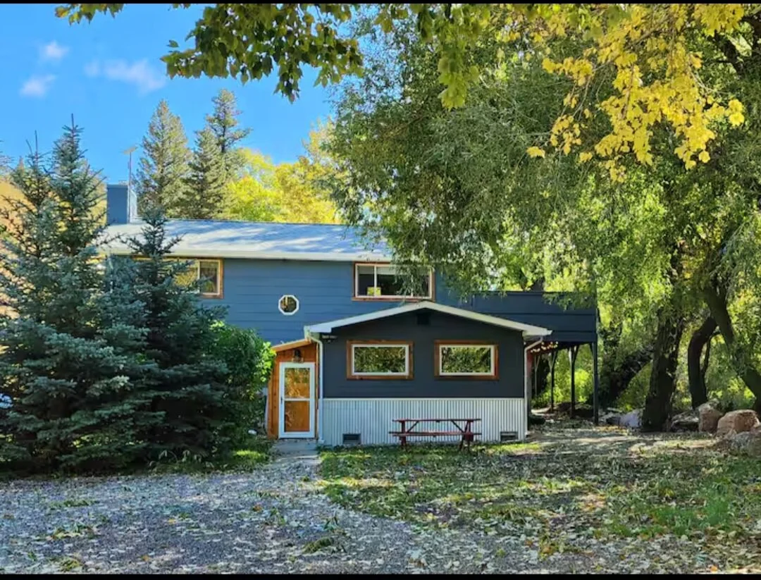 good pic for bungalow.jpg