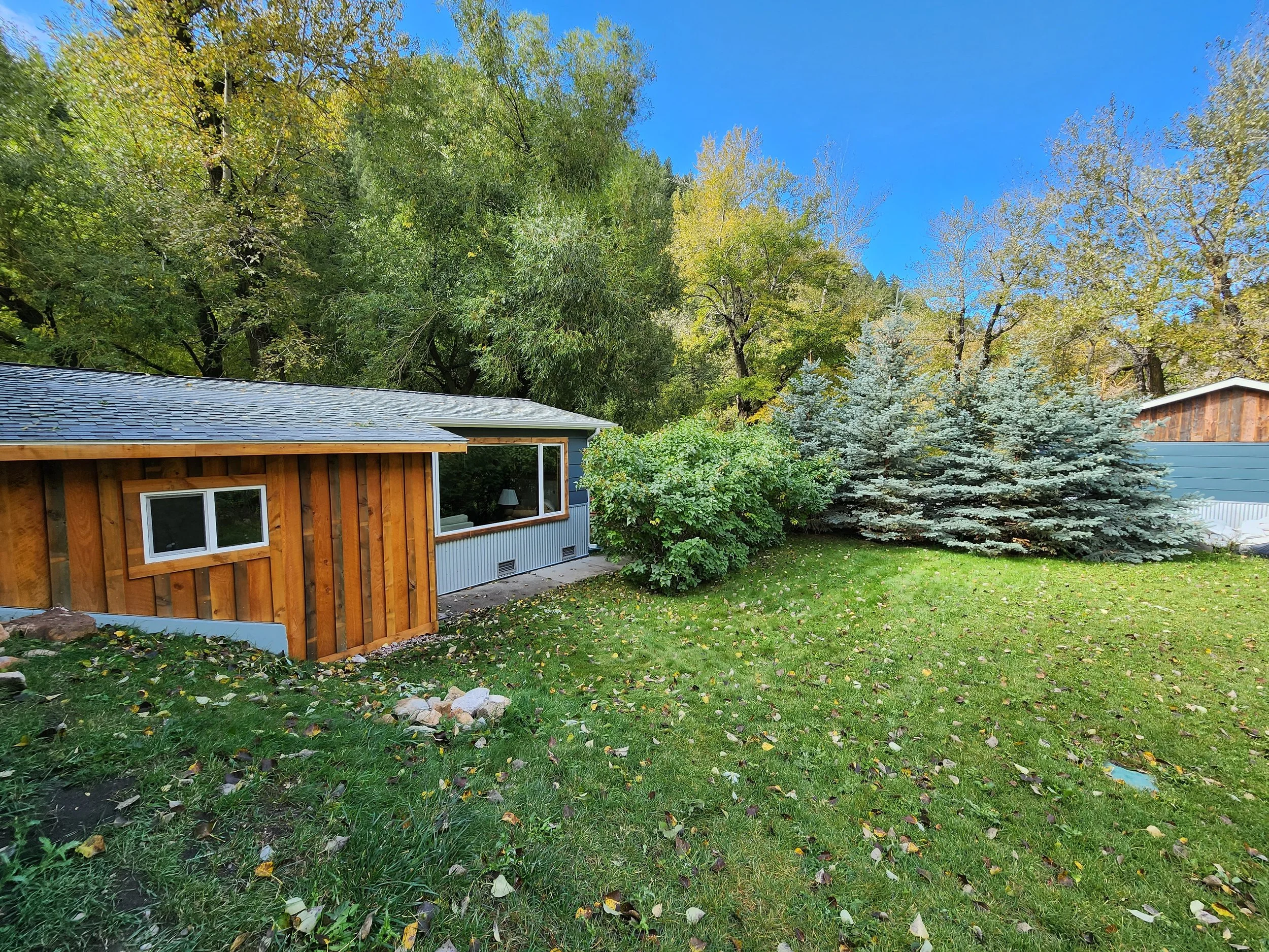 bungalow yard.jpg