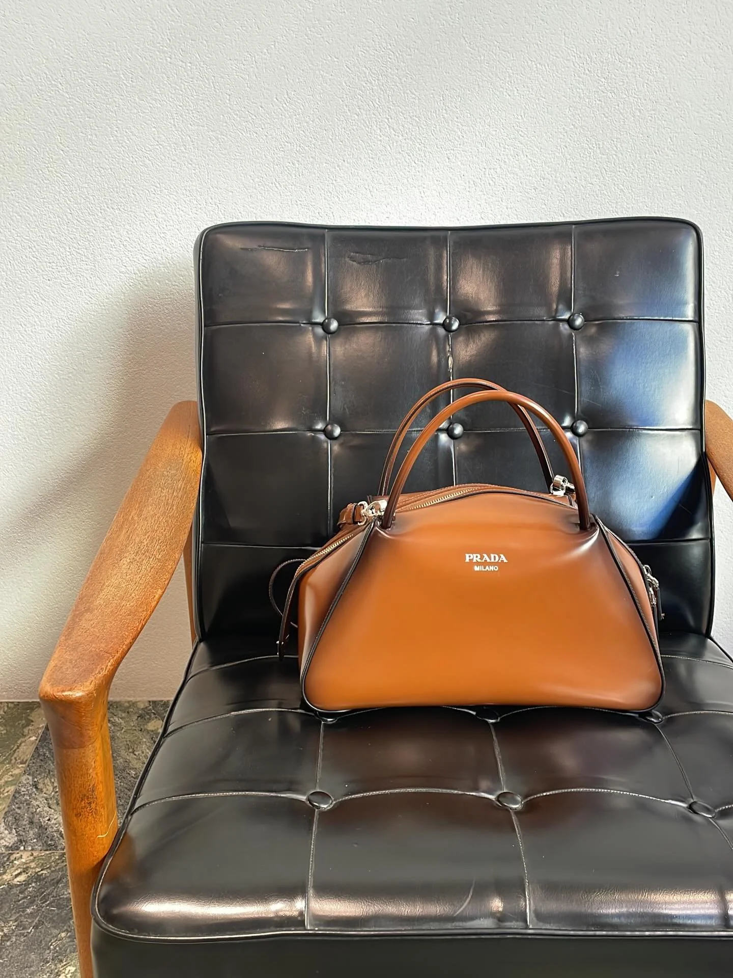 &rdquo;A supernova is the colossal, violent explosion of a star, marking the end of its life cycle.&rdquo; May we then suggest a name change on this bag Miuccia - because this Supernova Bag is a beauty; brand new and looking for a new home to spend t