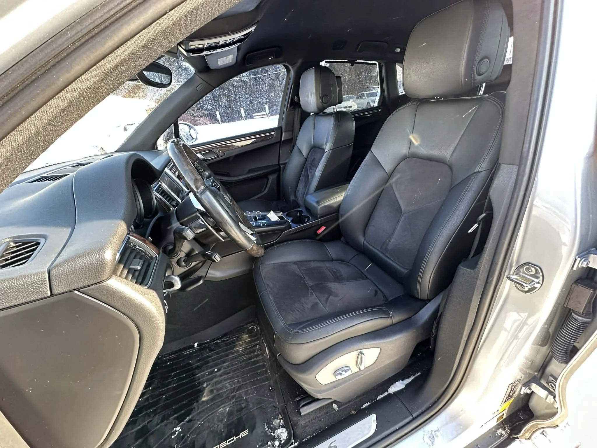 afd8f6f4-871a-4e17-a550-e04645b349b4.jfif