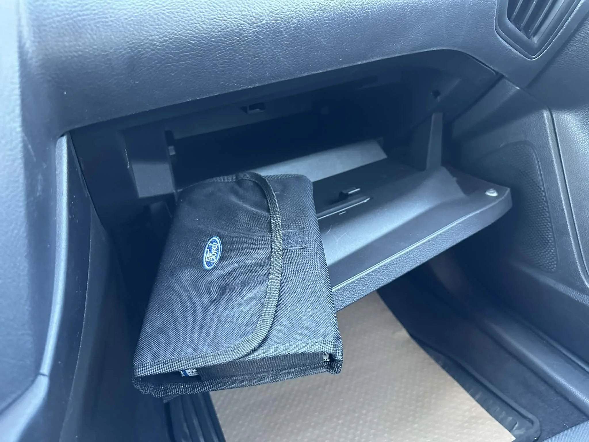 93049851-666e-4079-b639-6916bf6c409e.jfif