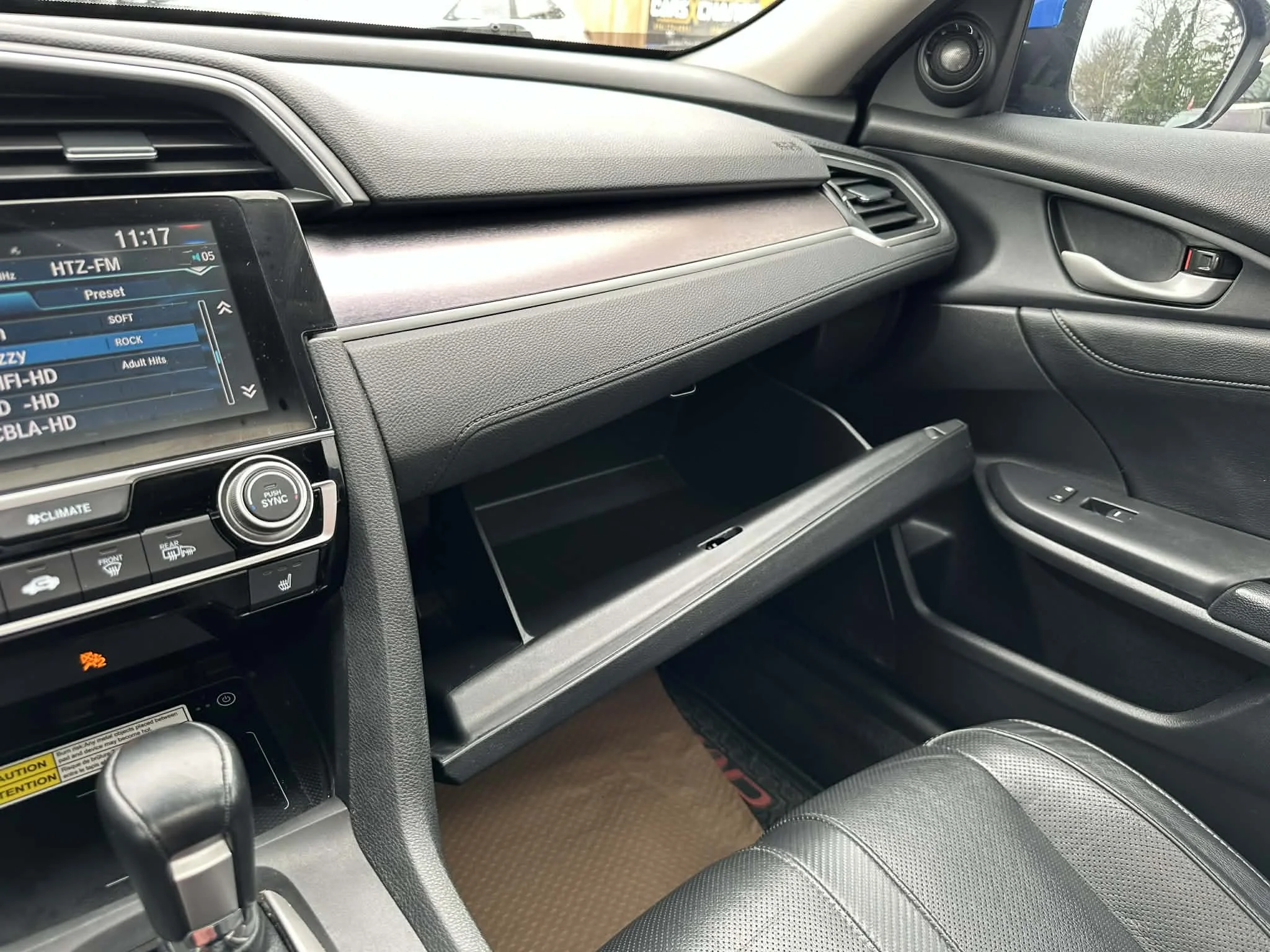 8e4c9f88-3754-4975-9f92-7597361cd279.jfif