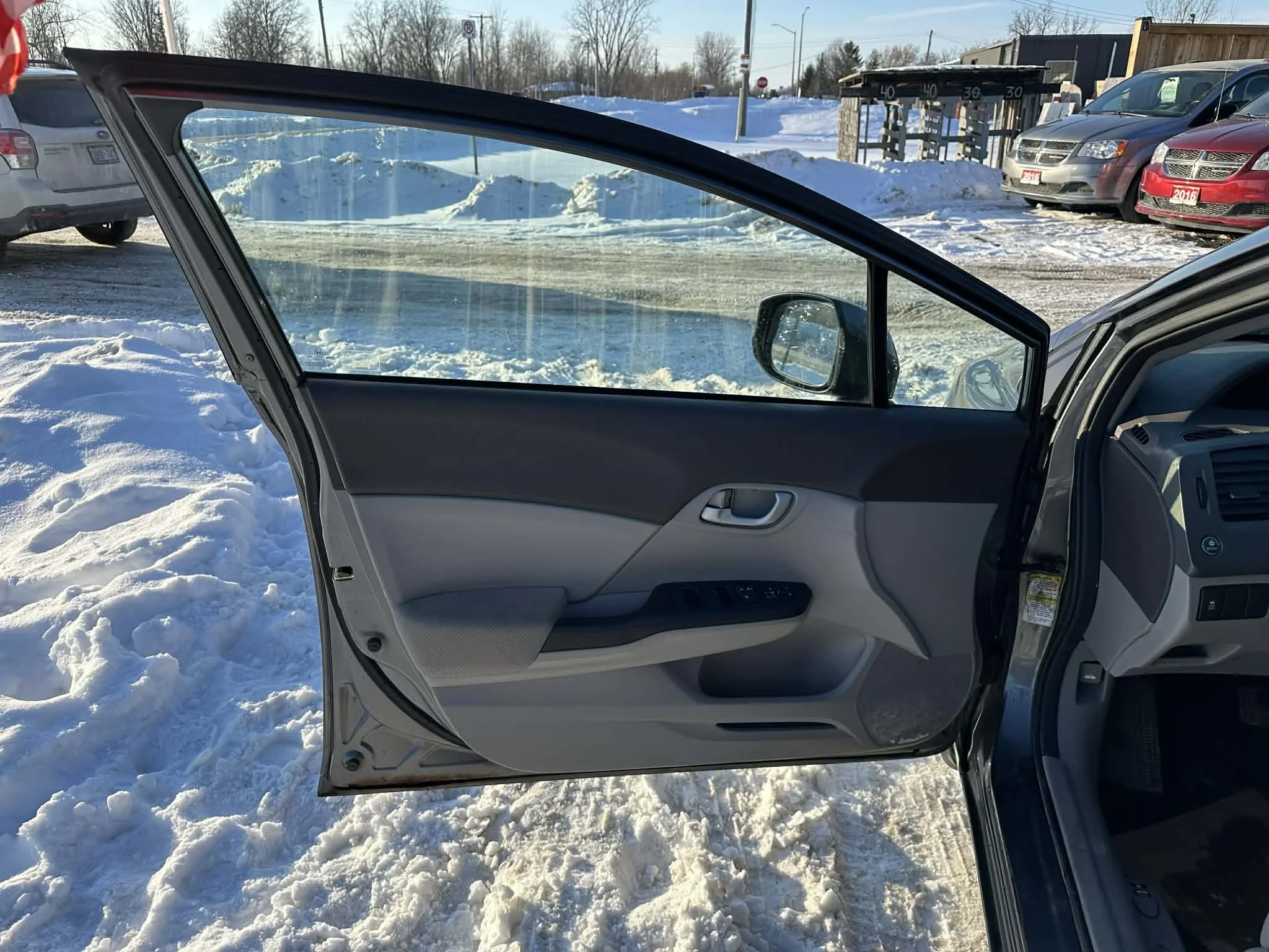 fc27867a-950e-4ea7-a581-6f328db66346.jfif