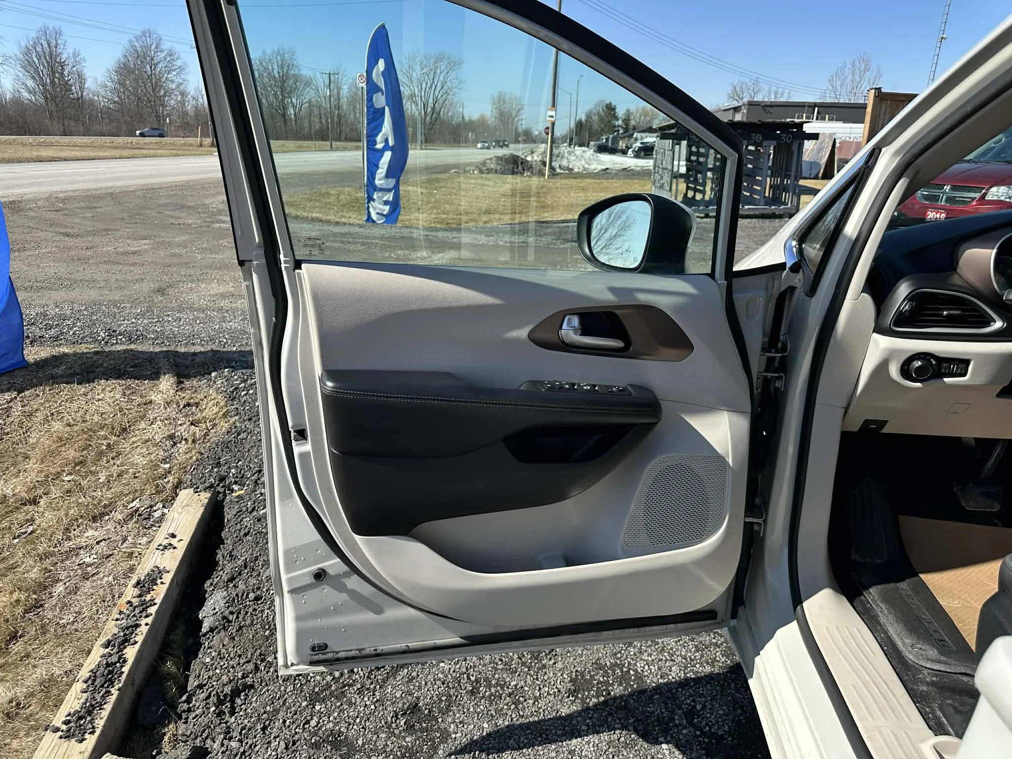 27572a4b-eafa-4e76-a961-2fa53532c0b7.jfif