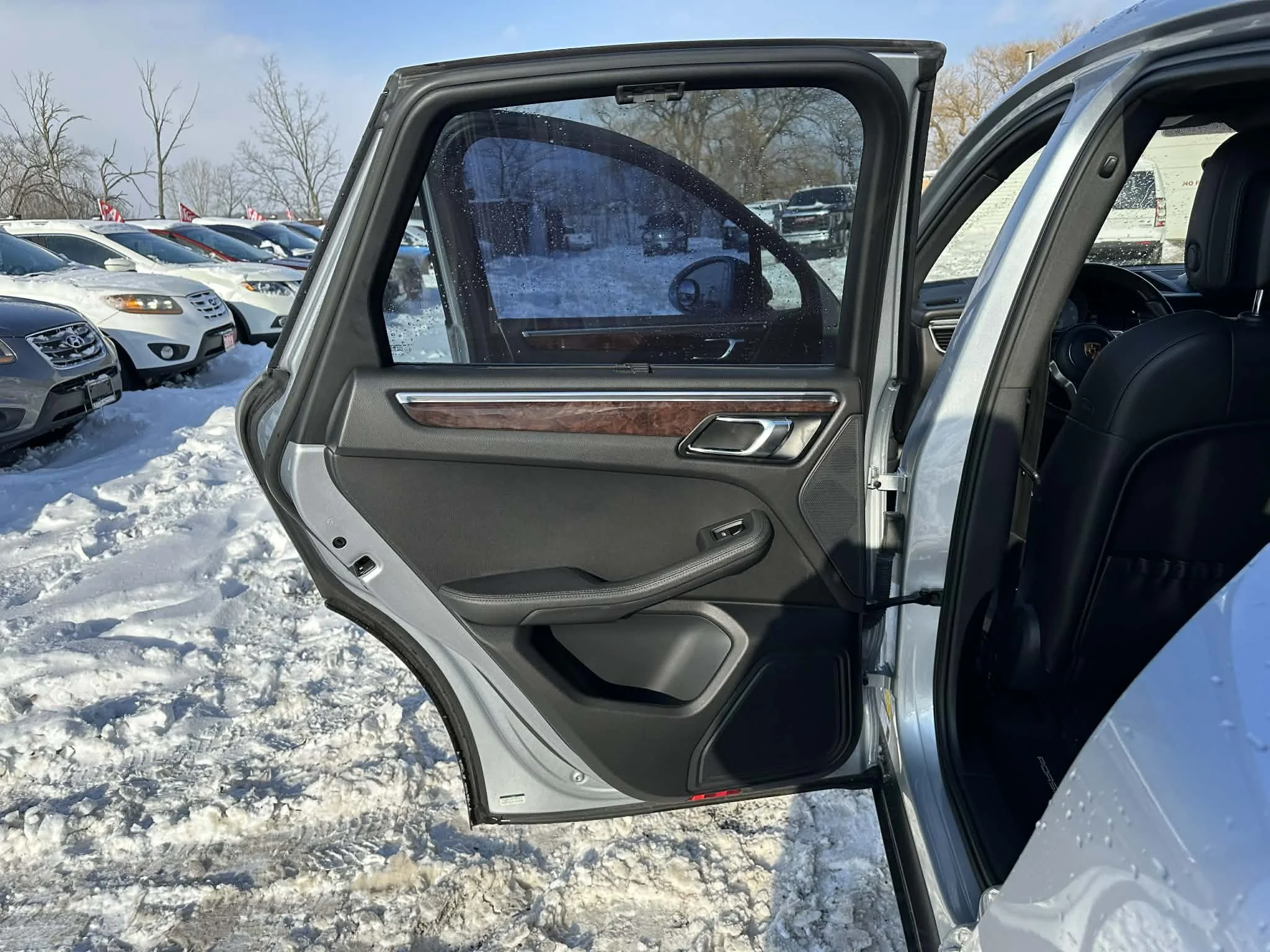 4e4bcb97-a0cb-4371-acb5-23e009849eb0.jfif