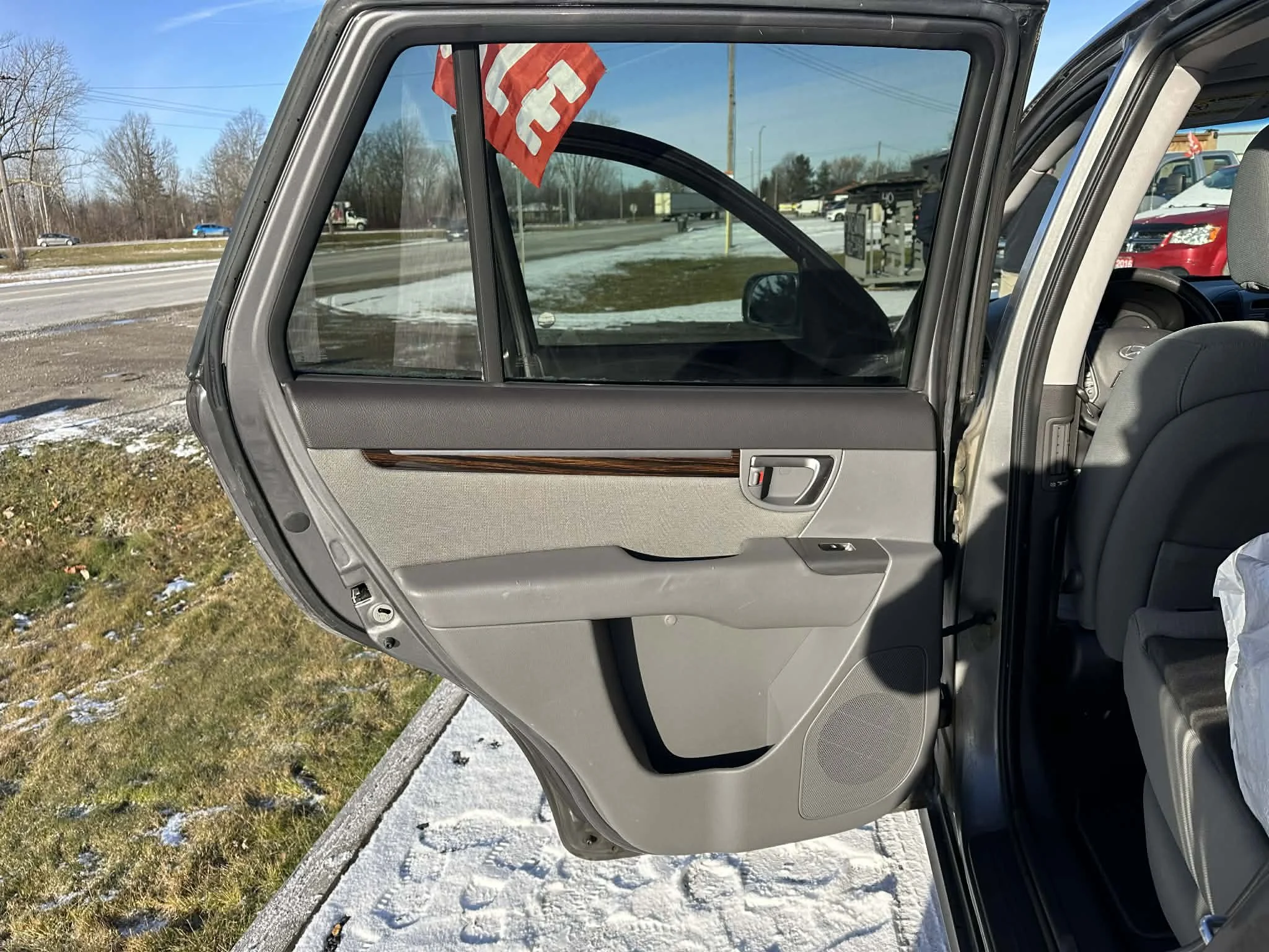 81d83f89-d8d7-438e-bcfd-f7e61addf337.jfif