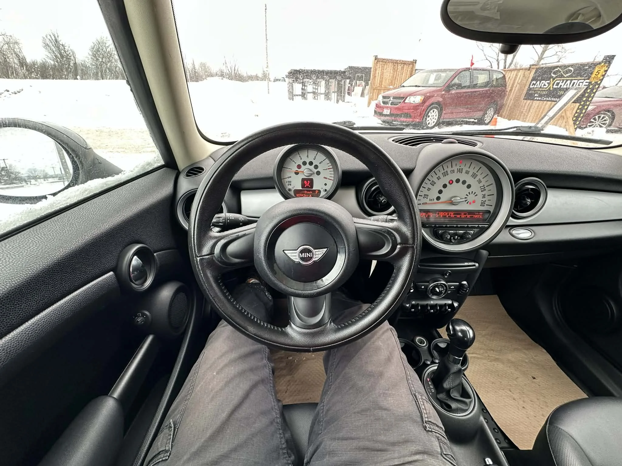 1001fdff-bc47-437d-8523-b457f60f4bd6.jfif