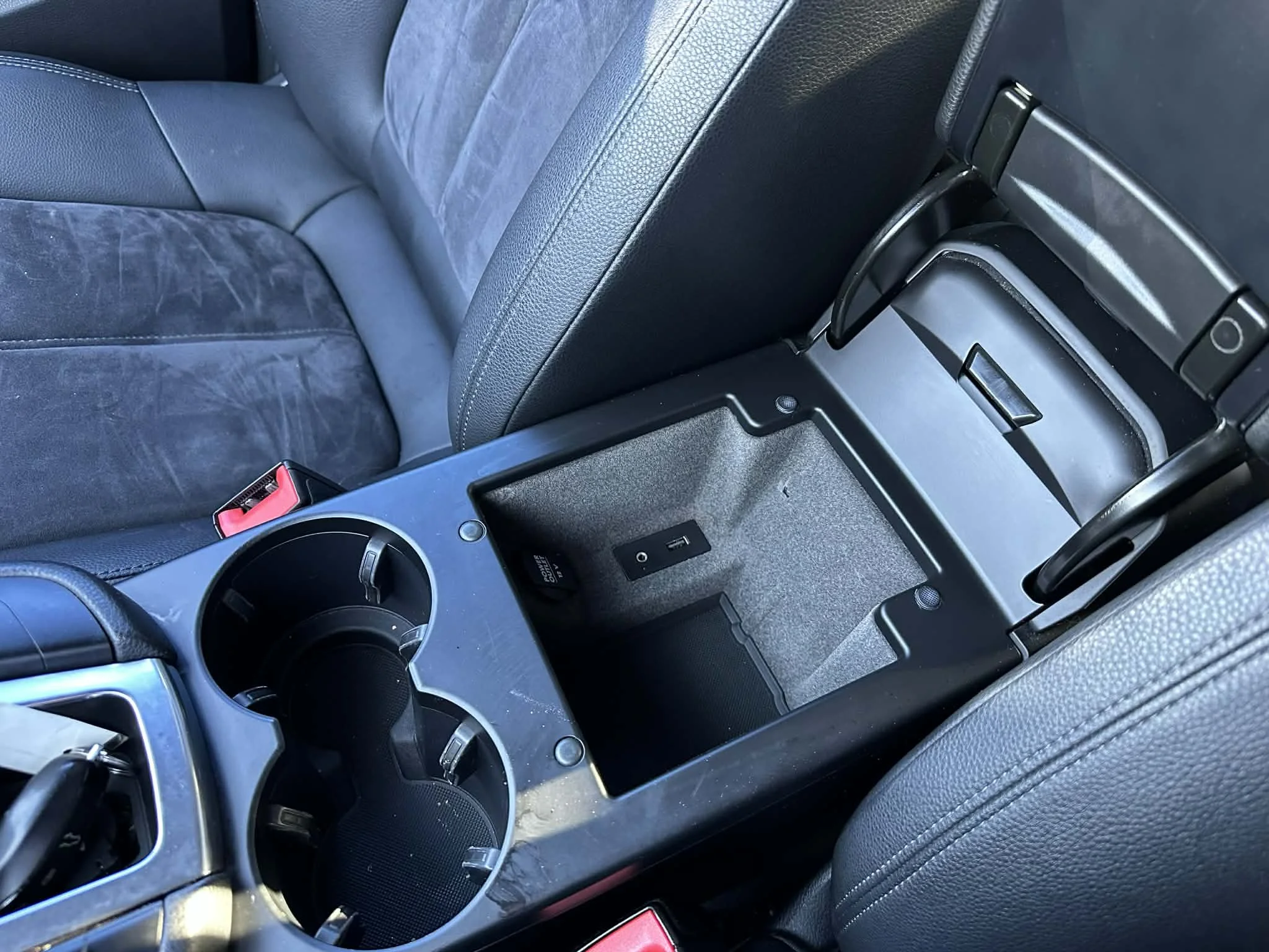 e647d549-aaa6-427a-91a2-726f54ca9bc6.jfif