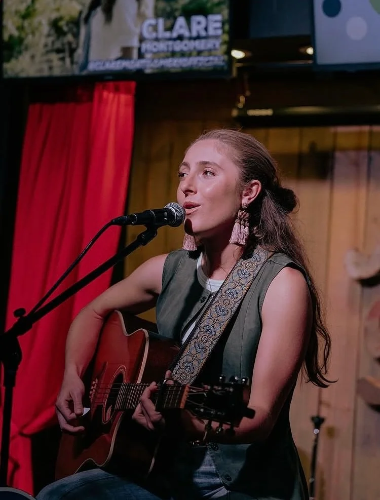 things that have been making me happy lately!!!
- performing 
- waterfalls + swimming holes 
- started my youtube channel (finally lol go check it out!) 
- coffee 
- more coffee 
- seeing so many 🦋 lately
- pierre and his new bud
- moving my sister 