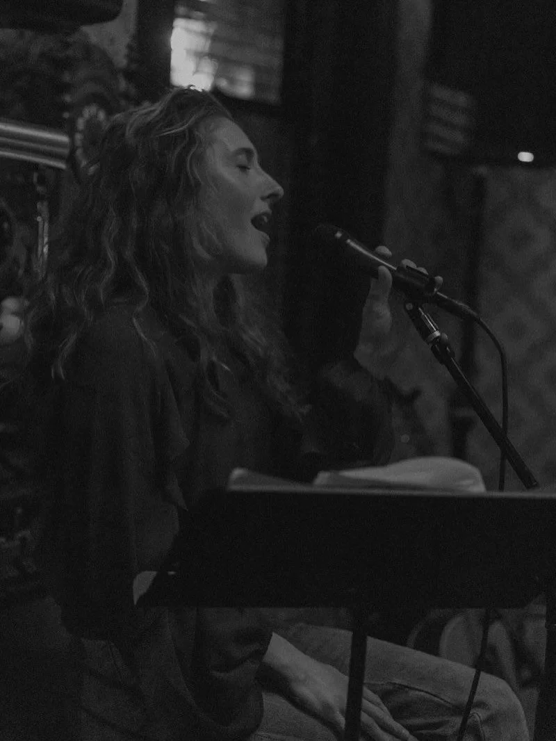 12/6/25 - @urbancowboy_nashville 𝄞♪♡⭐︎𝄇
.
.
thank you to everyone who played &amp; came out!! and to @marygrevas_studio for capturing all the moments ❄︎♪ let&rsquo;s make this an annual thing 🎄