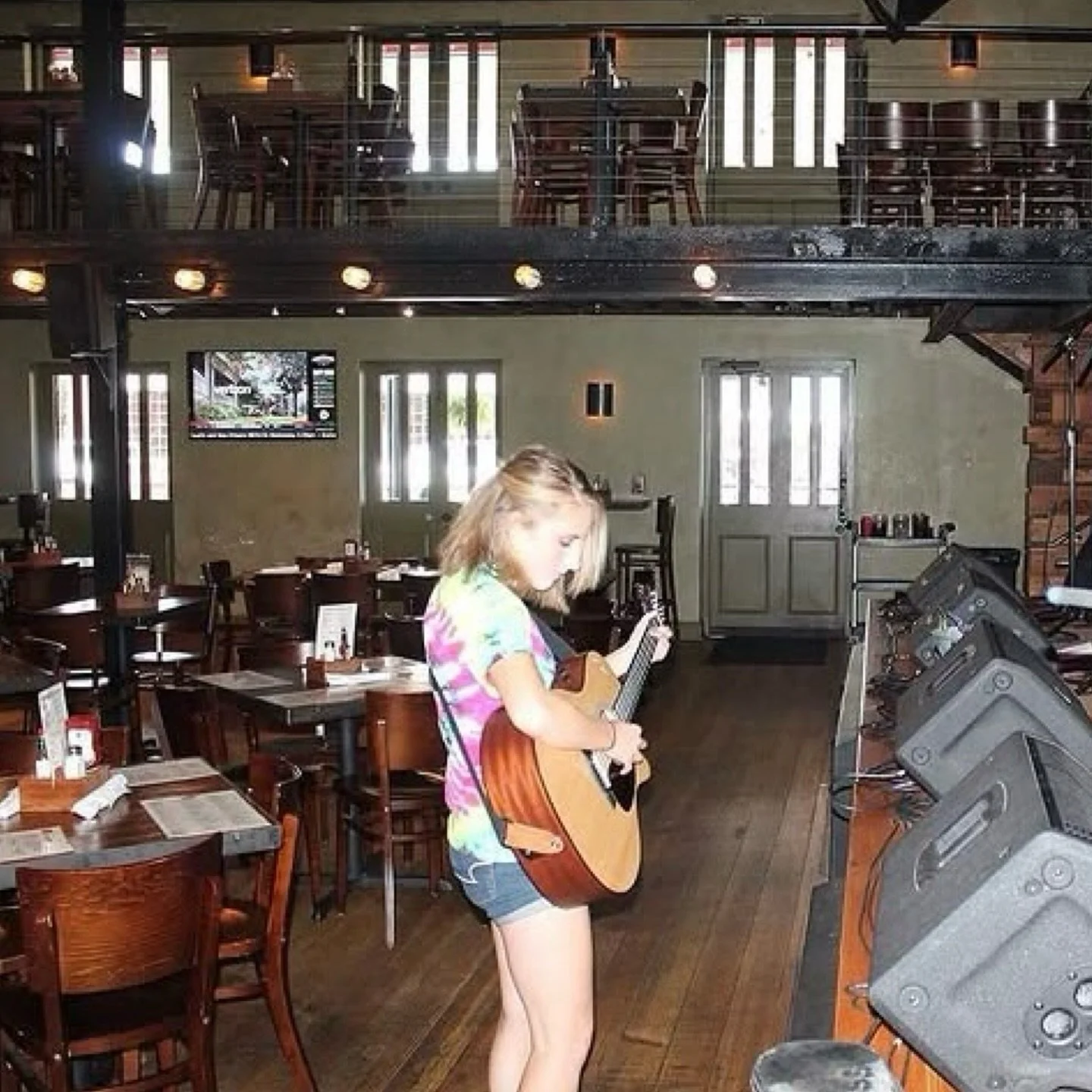 Had to hop on this trend #2016. The year I recorded my first album (still have the CDs), missed school sometimes to travel to write/perform, and realized I wanted to move to Nashville when I graduated. In a lot of ways&hellip; nothing has changed 😂