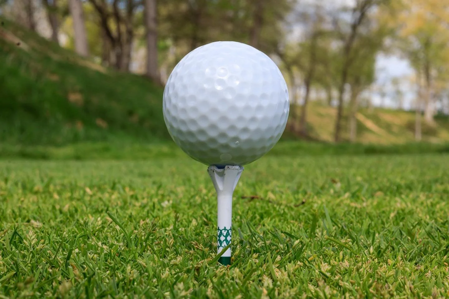 A good round starts with a view like this and a ball on the tee. There is something special about that first quiet moment before the swing, when the course is in front of you and the day can go anywhere. 

Simple, classic, and full of anticipation fo