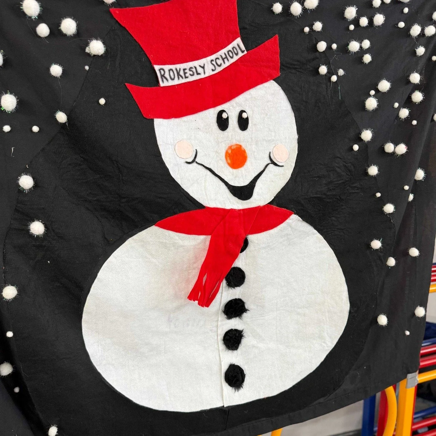 🎄 A Huge Festive Thank You From the Rokesly PSA! 🎄

What an absolutely magical Festive Fair! We want to send a massive thank you to our wonderful Rokesly community for coming together, showing up, volunteering, donating, baking, buying tickets and 