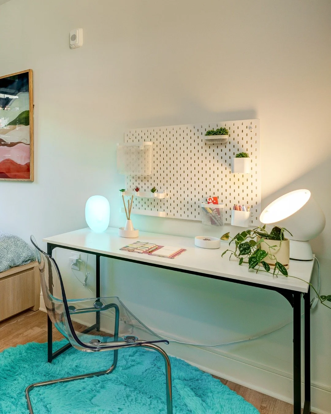 Work, study, or simply surf the web. Your desk space at Horizon West is made to focus your flow. 💻

#HorizonWestColumbus #ColumbusOH