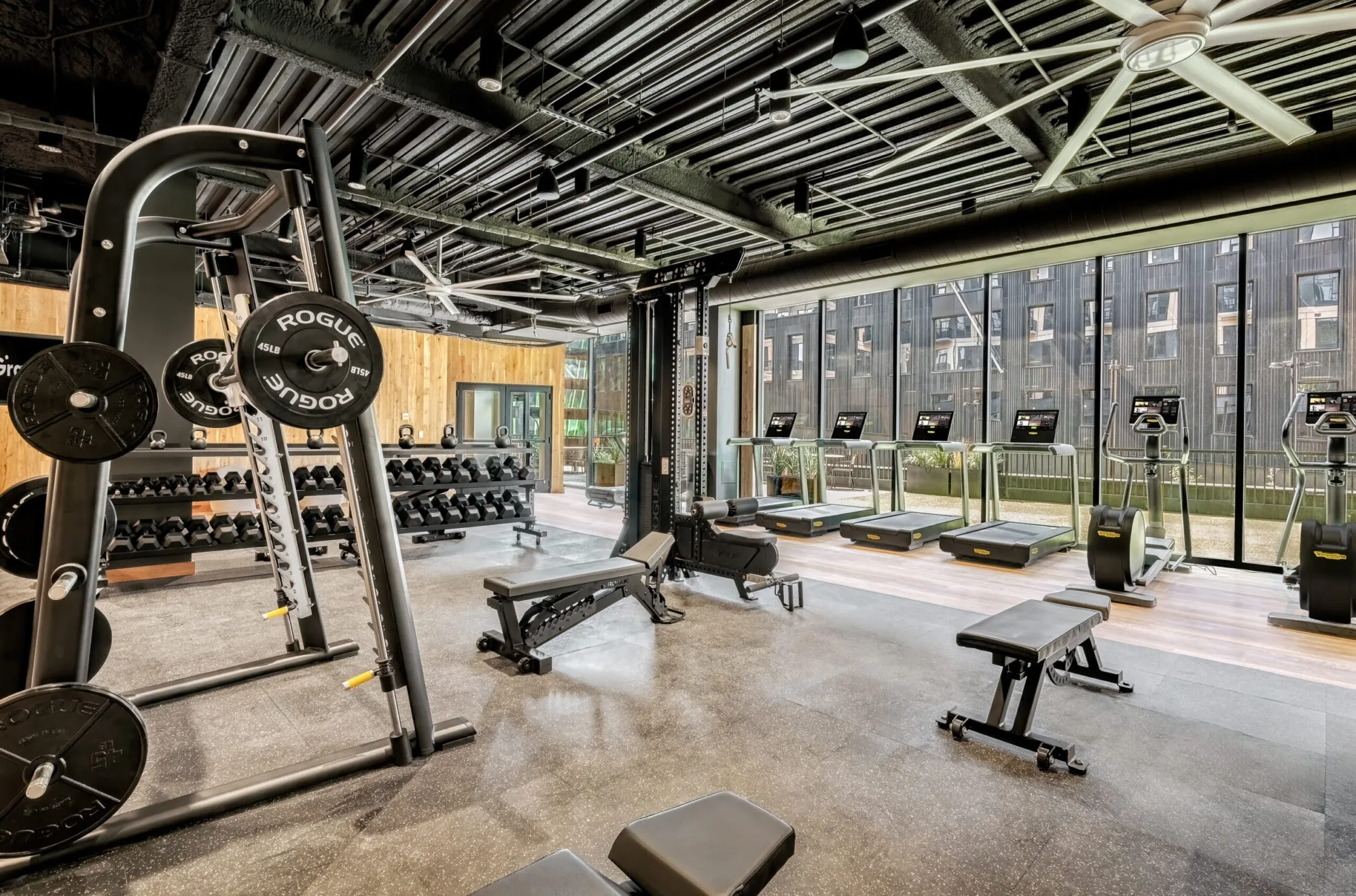 Horizon West | Apartments for Rent in Downtown Columbus | Fitness Center & Yoga Studio