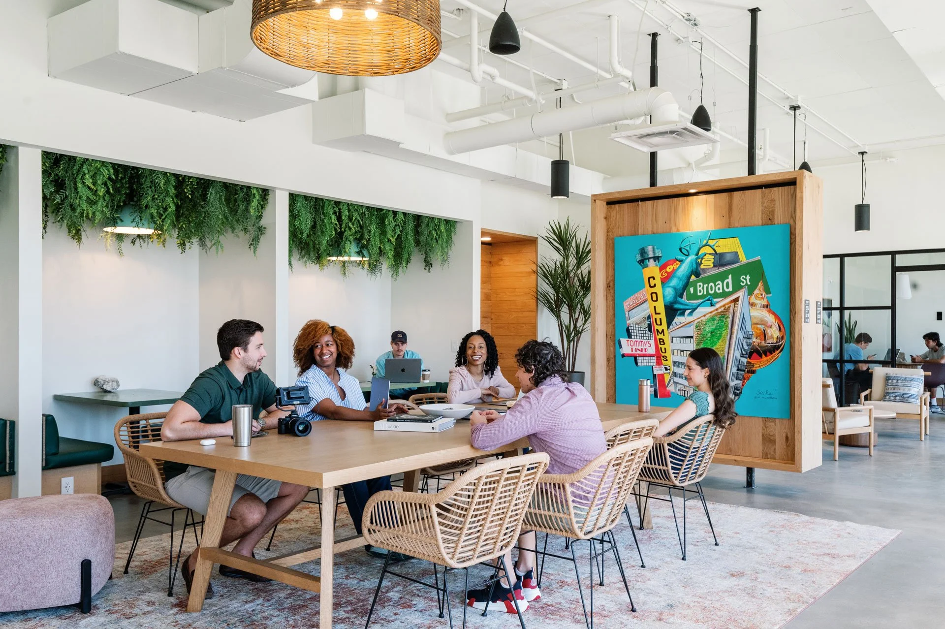 Horizon West | Apartments for Rent in Downtown Columbus | On-Site Co-Working Space