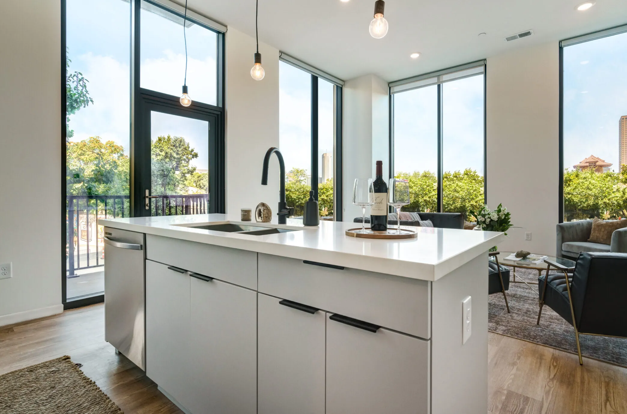 Gravity_Building-B_Grace_Kitchen_2_Web-scaled-2088x1380.png