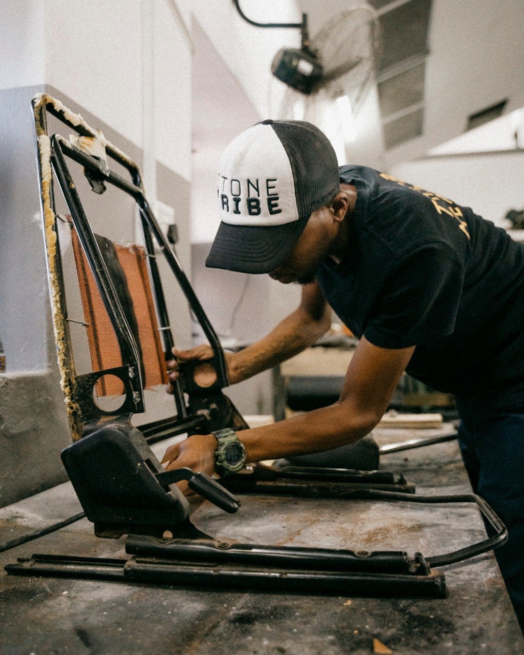 Strip, prep, shape, stitch - craftsmanship in every step 🖤

#StoneTribe #LeatherCraftsmanship #HandmadeQuality #Custominteriors