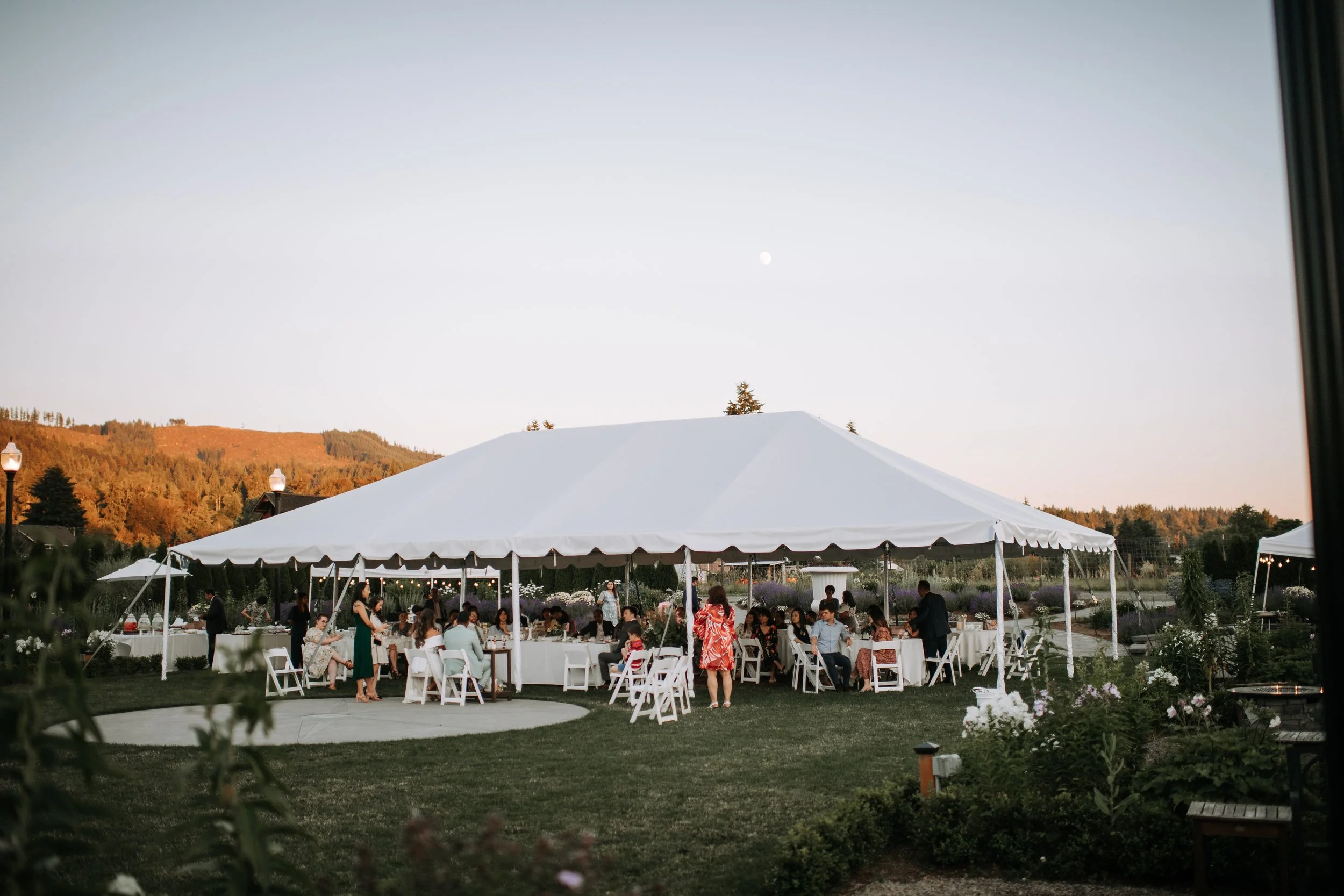 Seattle Wedding Photographer-236.jpg