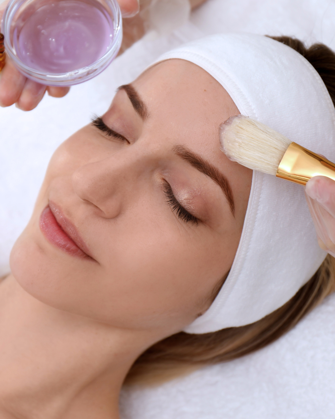 a woman getting a treatment of a chemical peel at derma in baton rouge