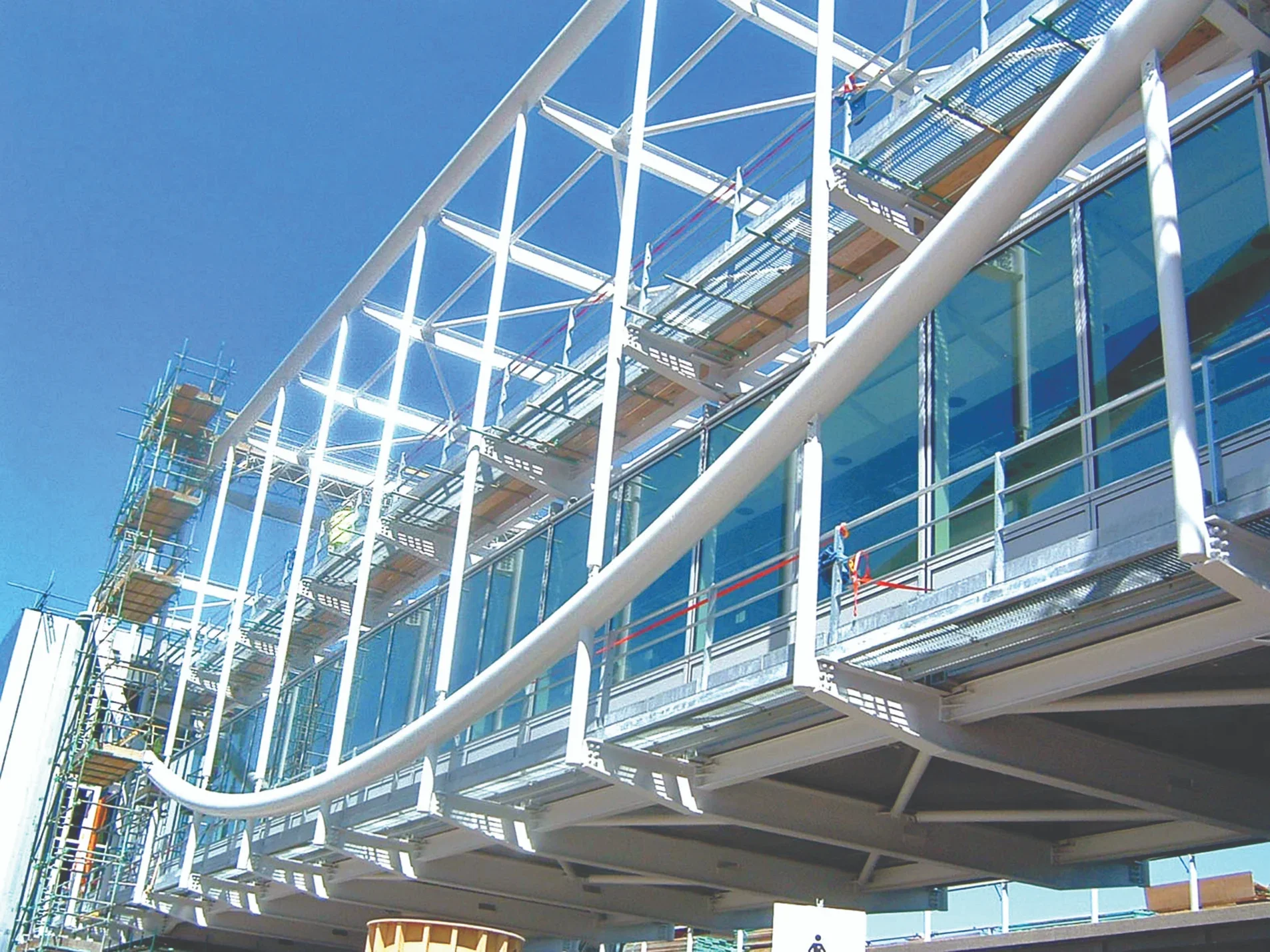London Heathrow &amp; Gatwick Pier Segregation