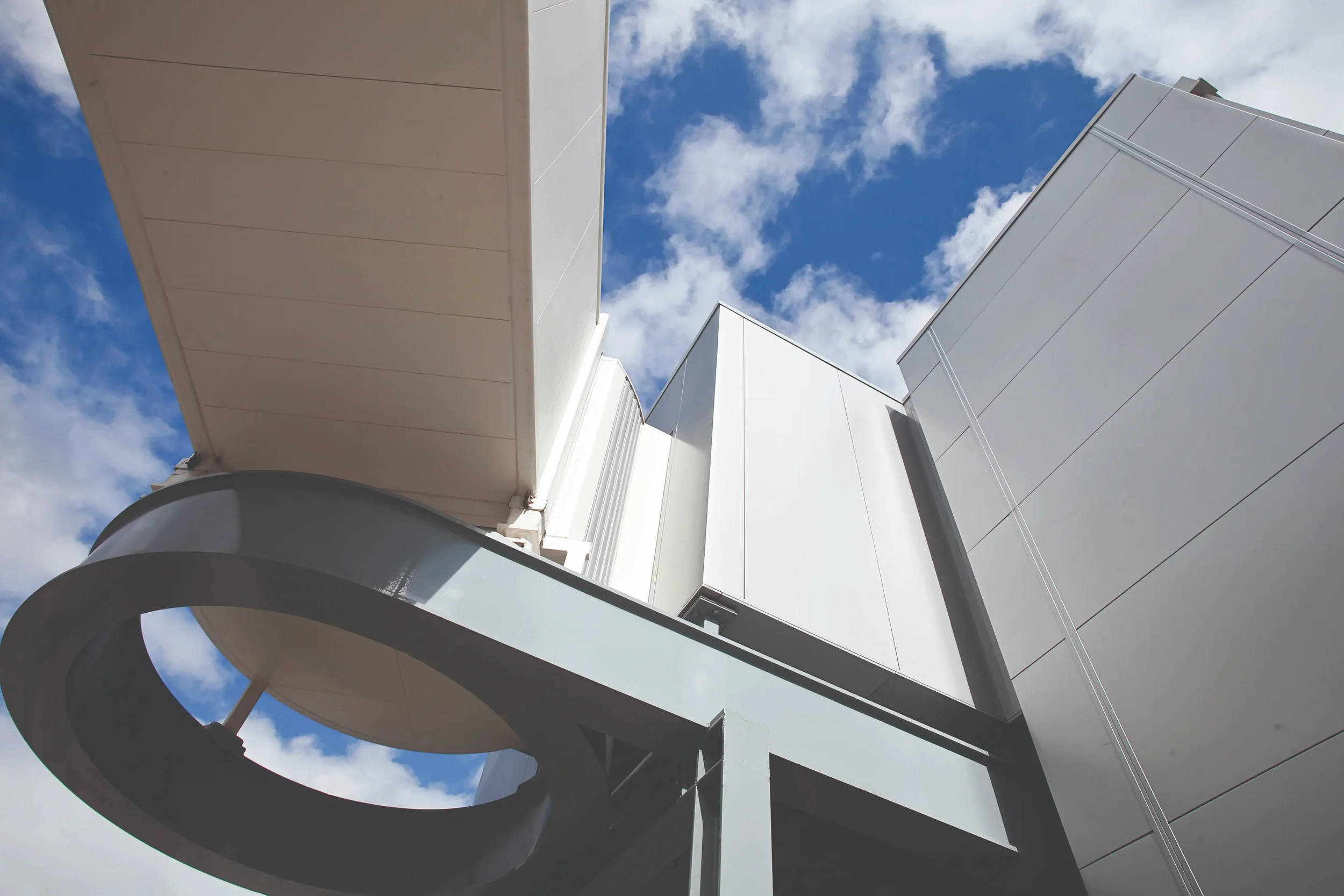 Heathrow Terminal 5 — Structural Node and Facade Cladding Detail