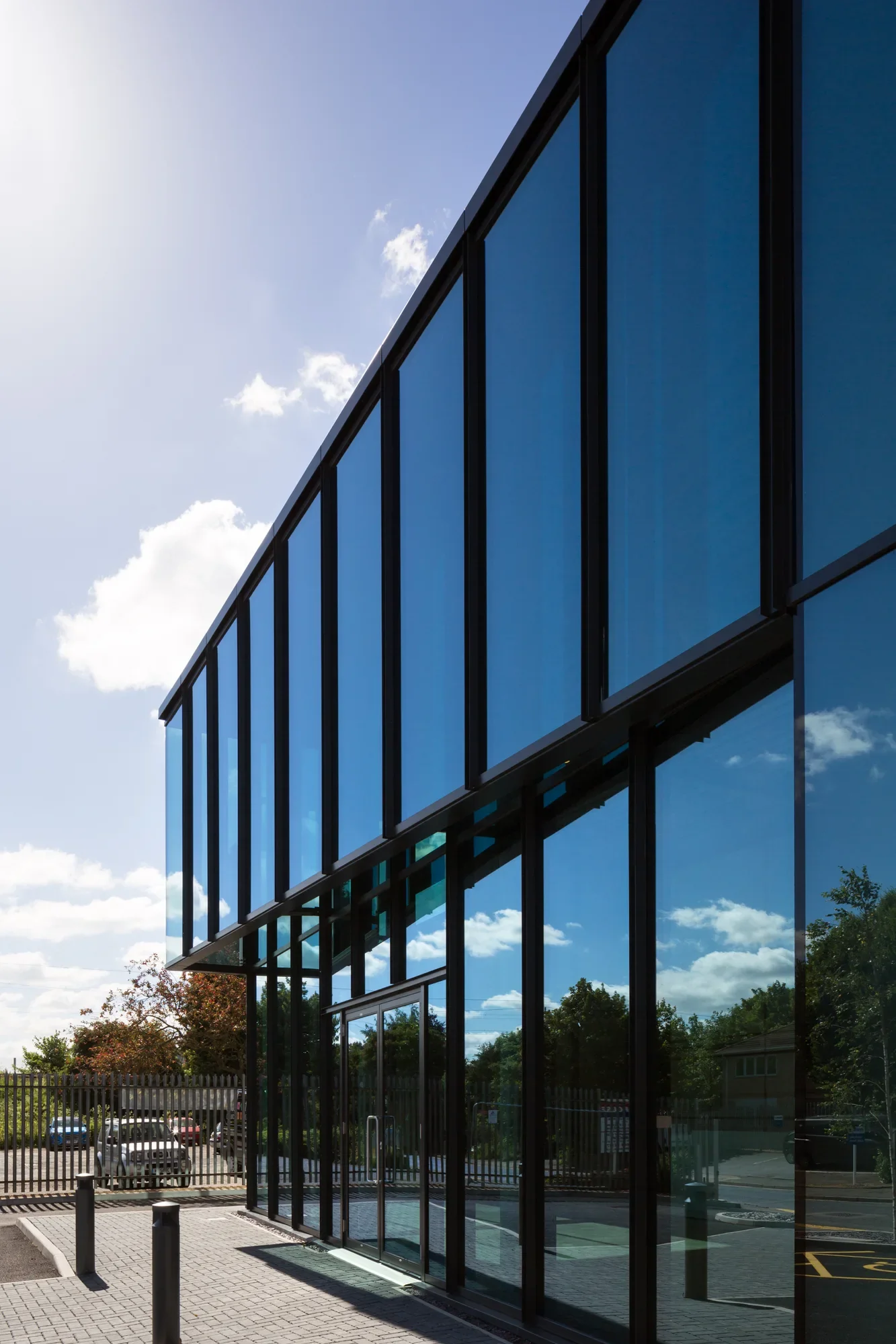 MAHLE Powertrain — Curtain Wall Facade Detail, Northampton