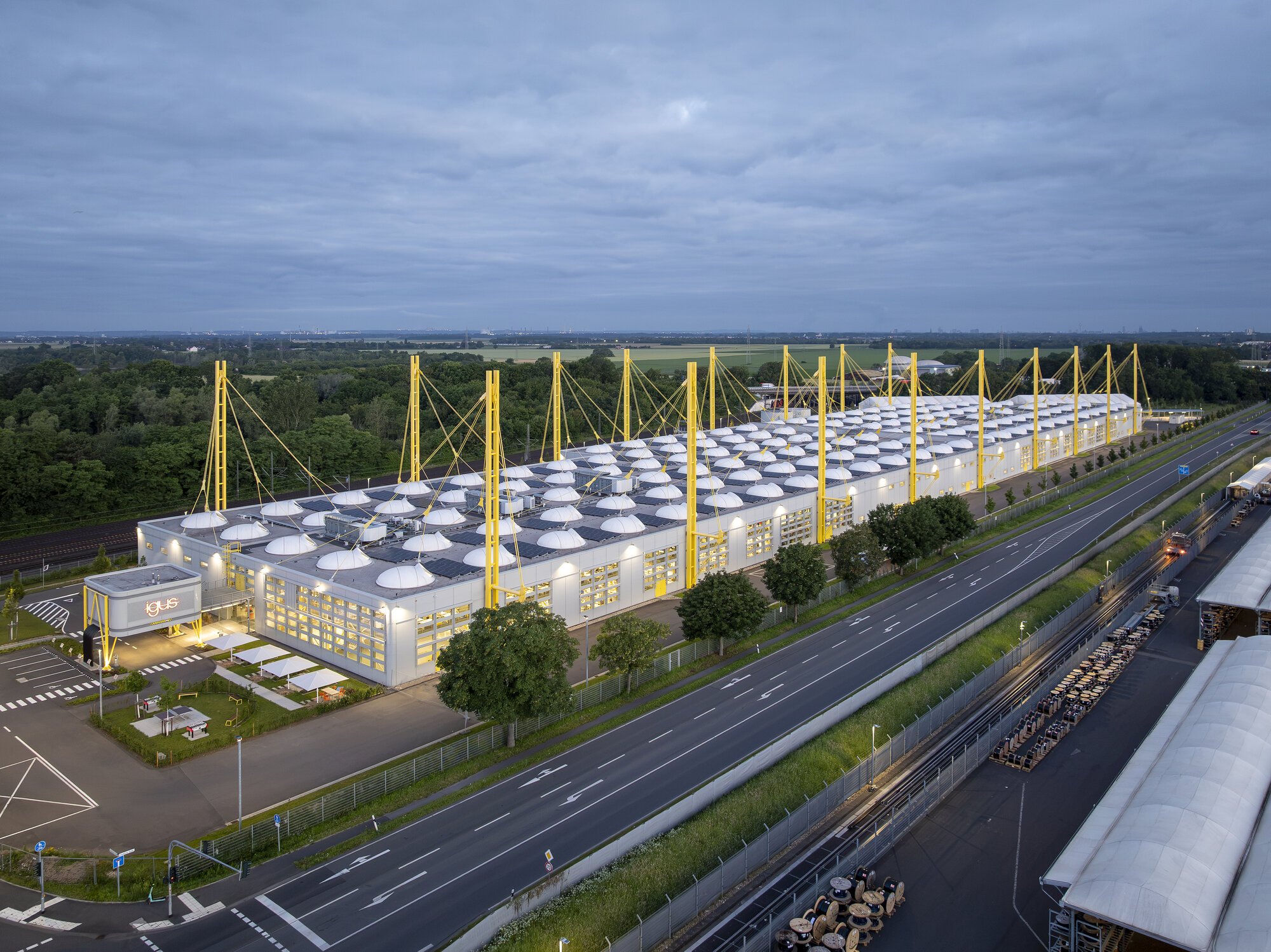 igus Phase 8 Aerial Dusk Exterior Cologne