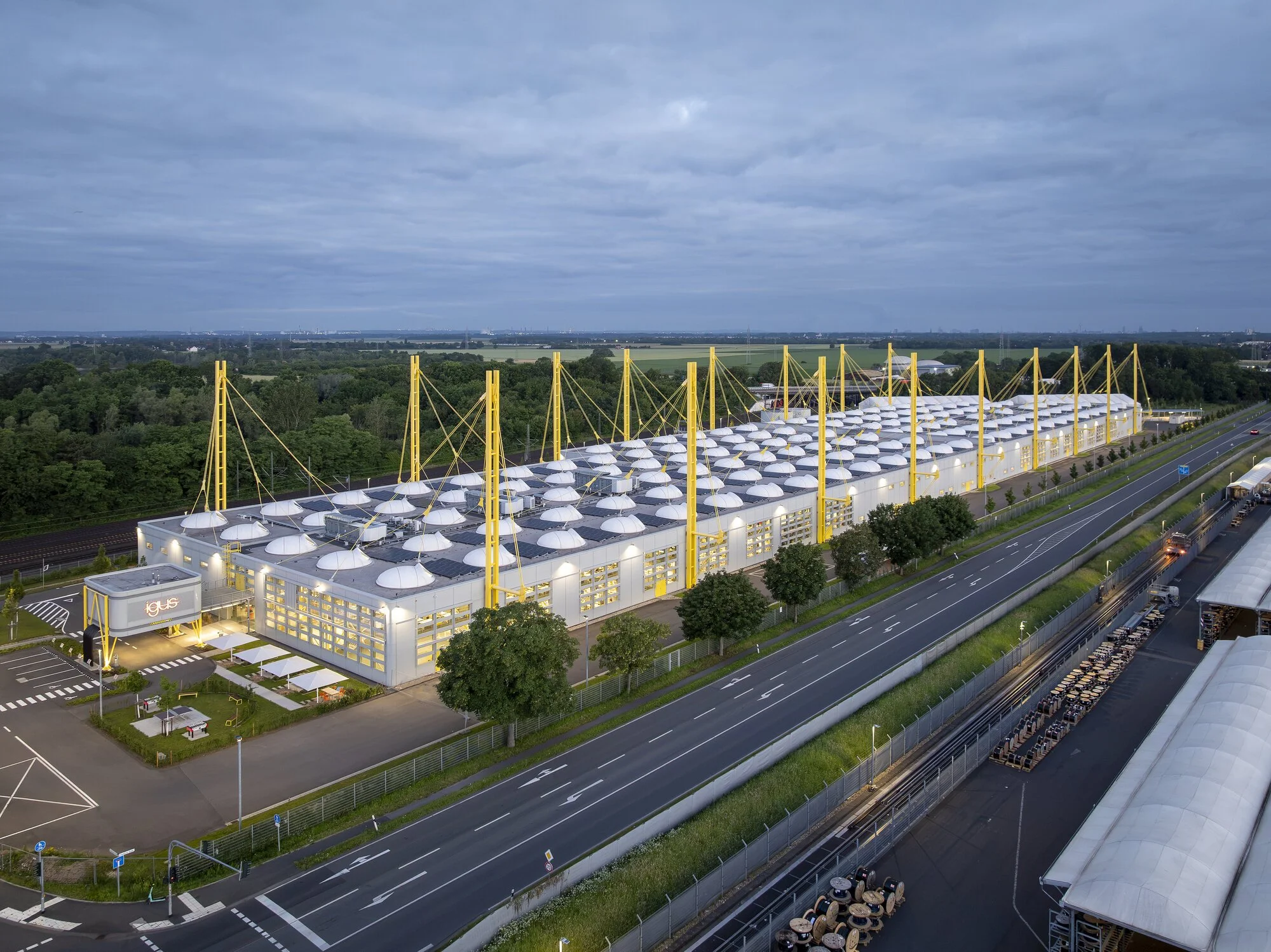 igus Phase 8 Aerial Dusk Exterior Cologne
