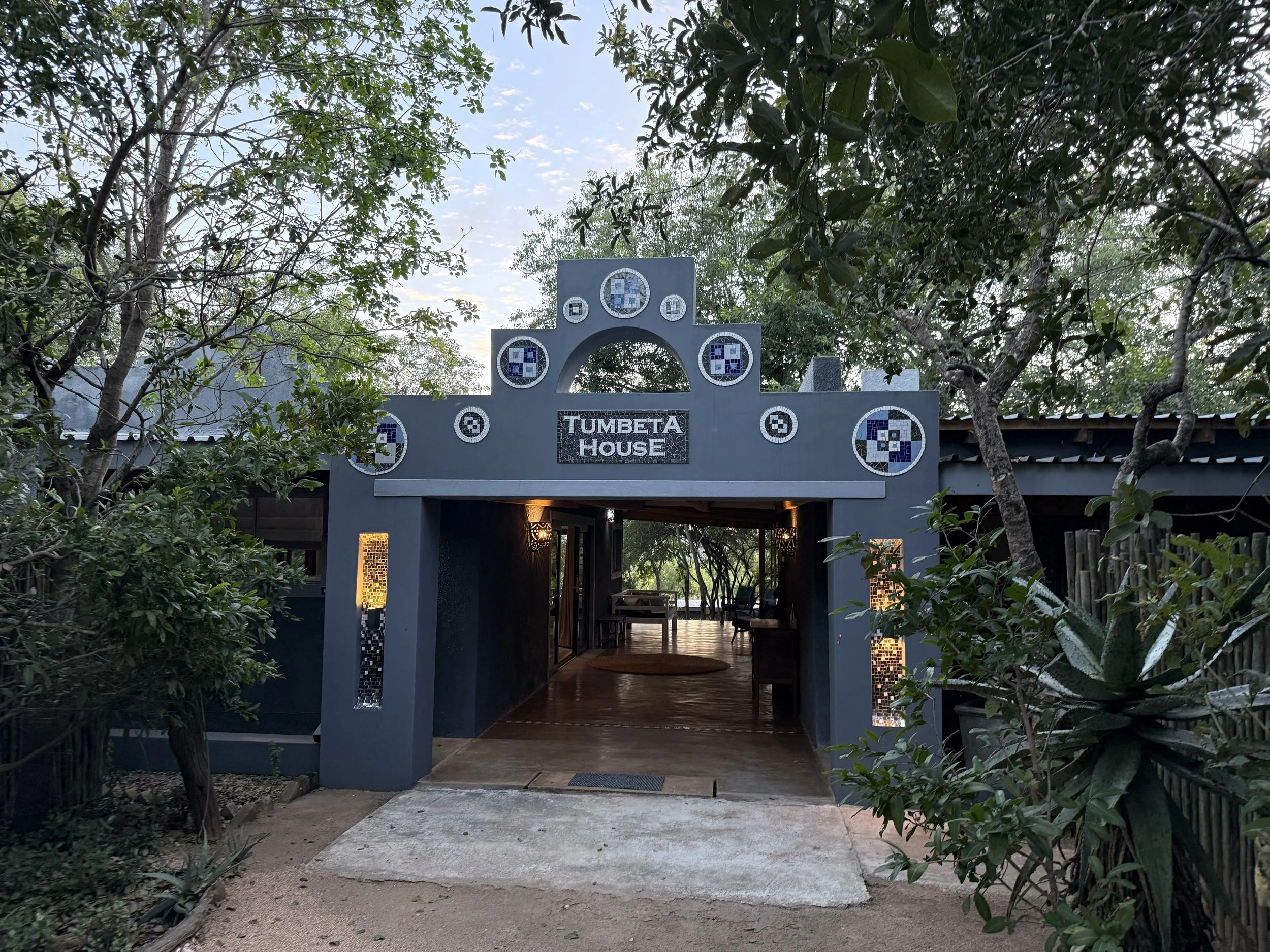 Tumbeta House entrance