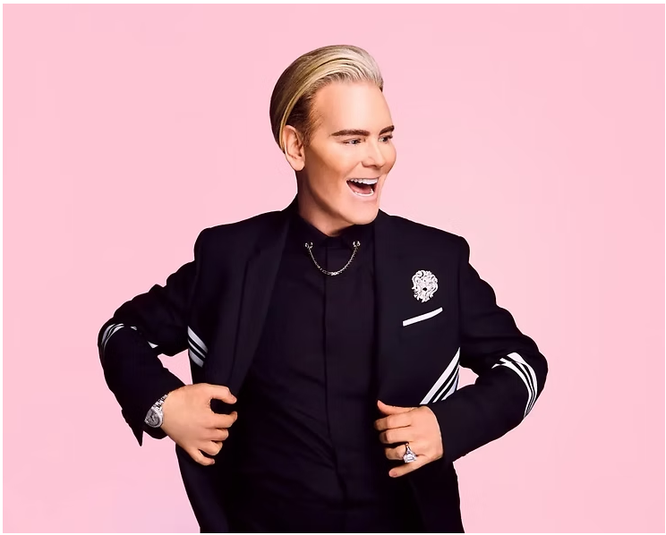 Huda beauty stepped down as CEO but does that mean quality will too?