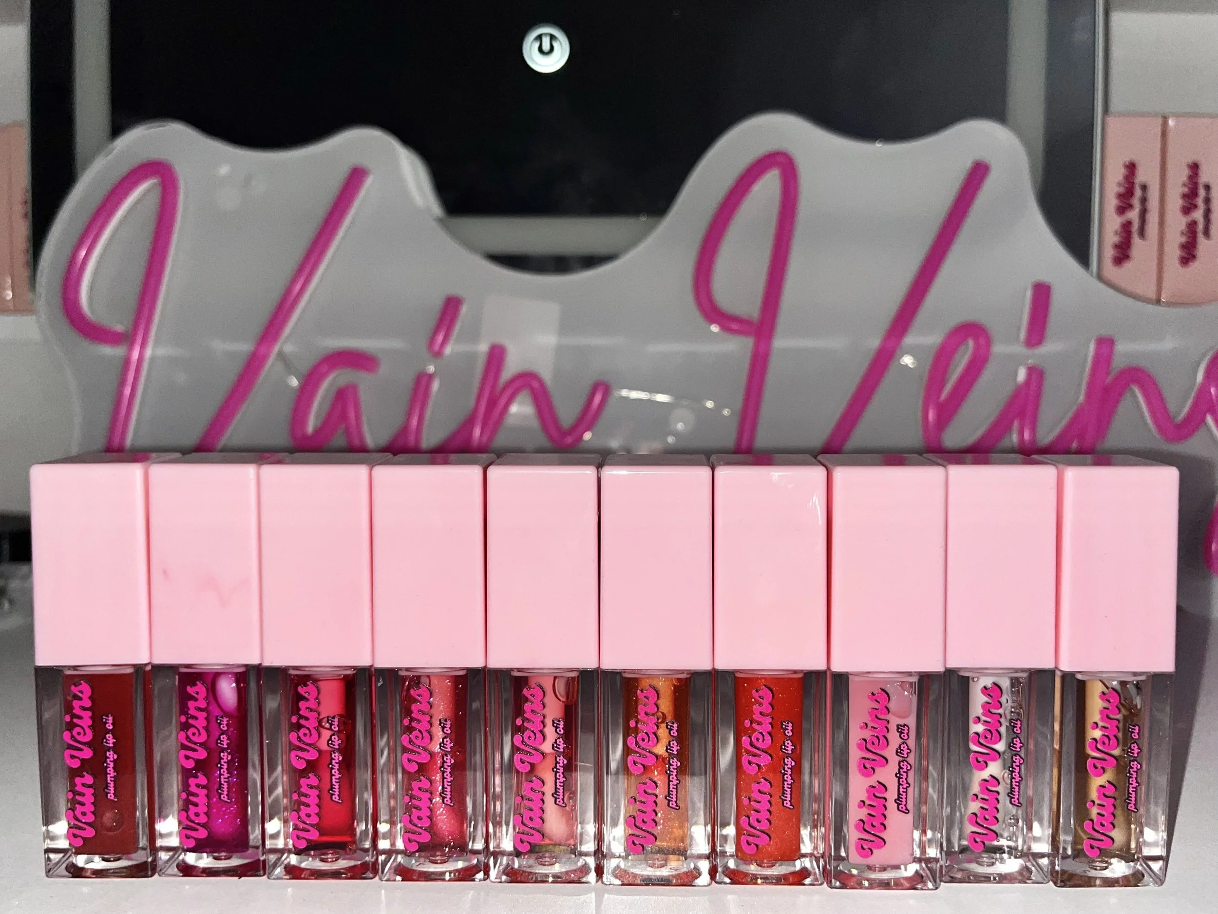 Complete lip oil collection