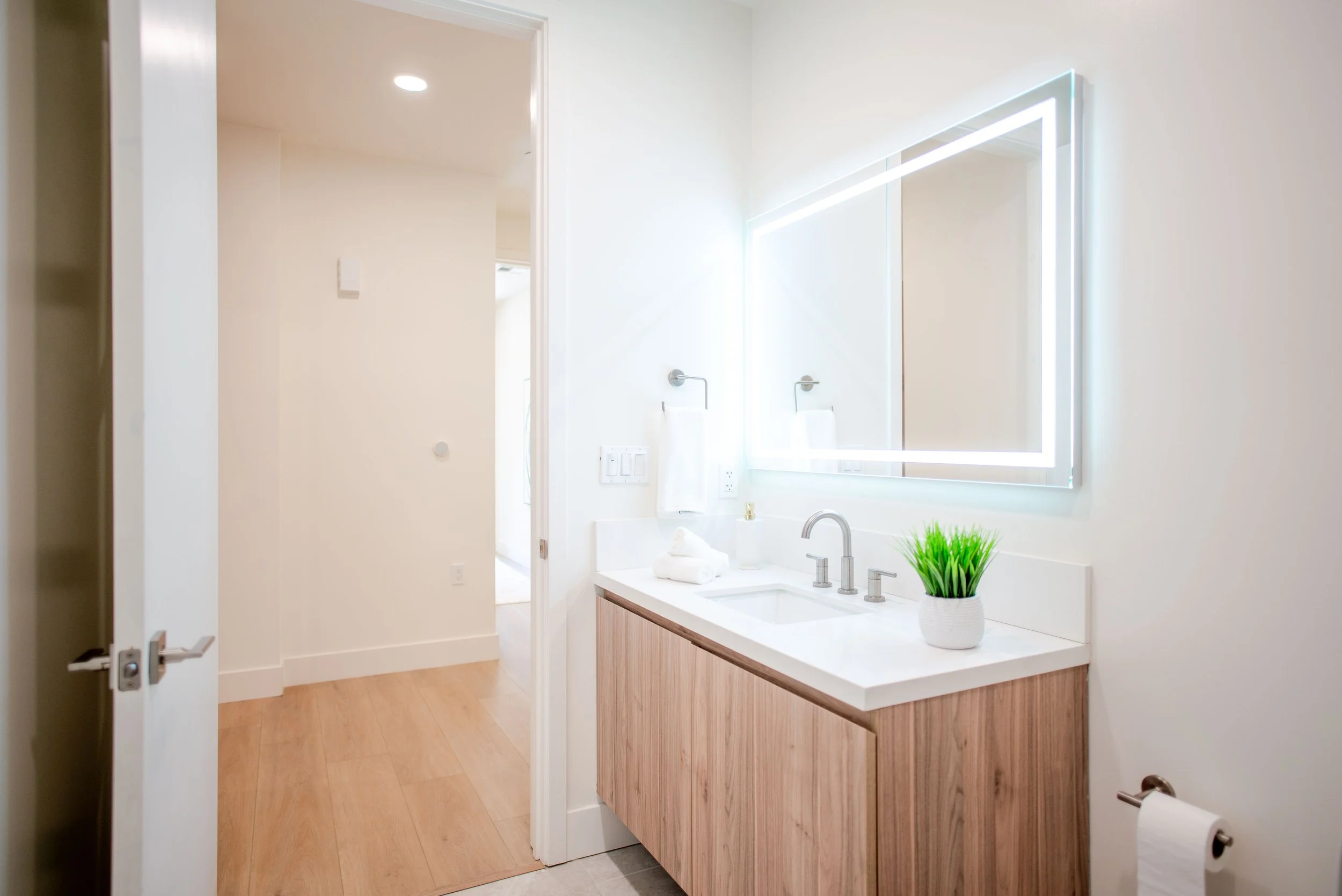Regal_unit102_after_restroom4.jpg