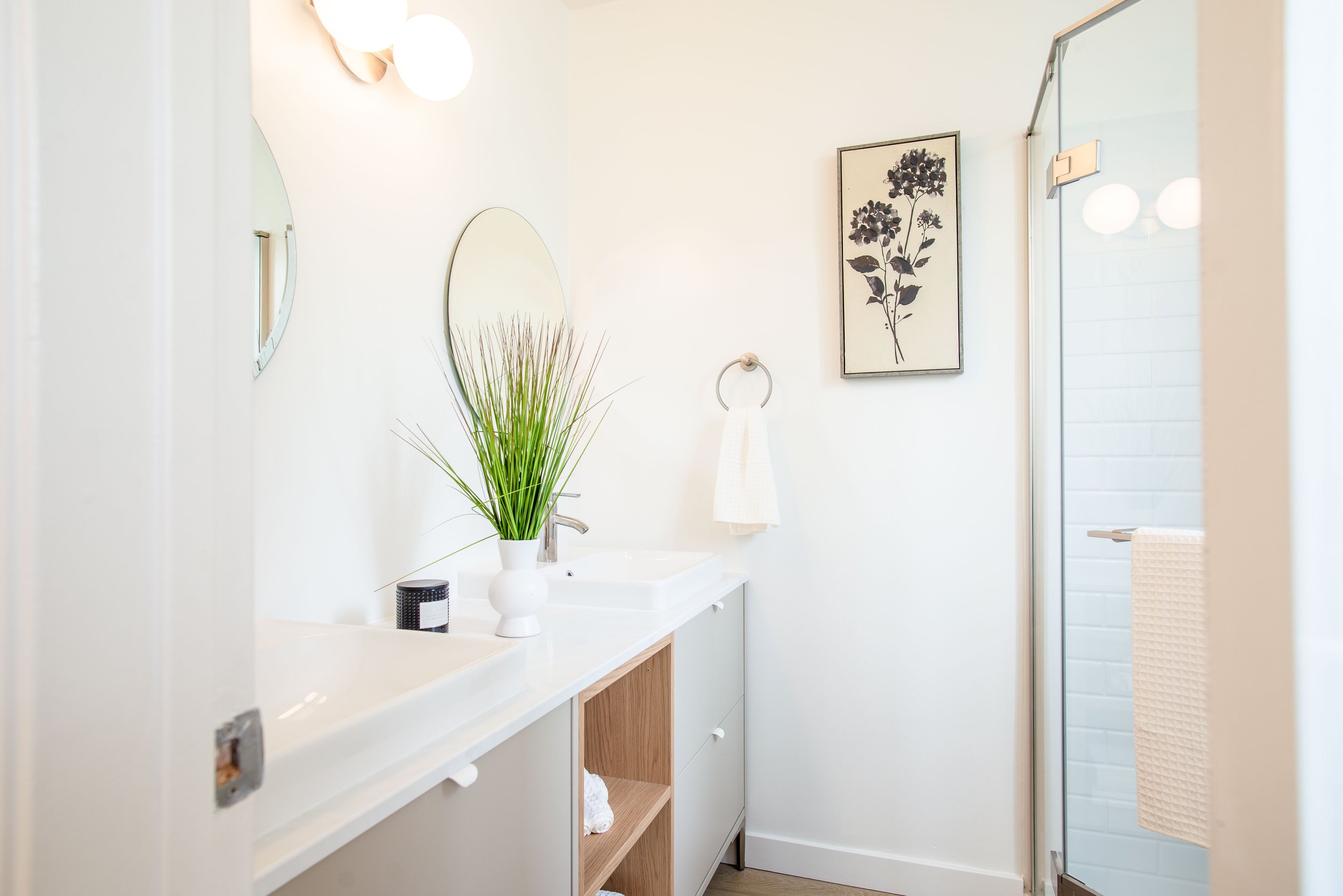 Santa Monica_unit202_after_restroom.jpg