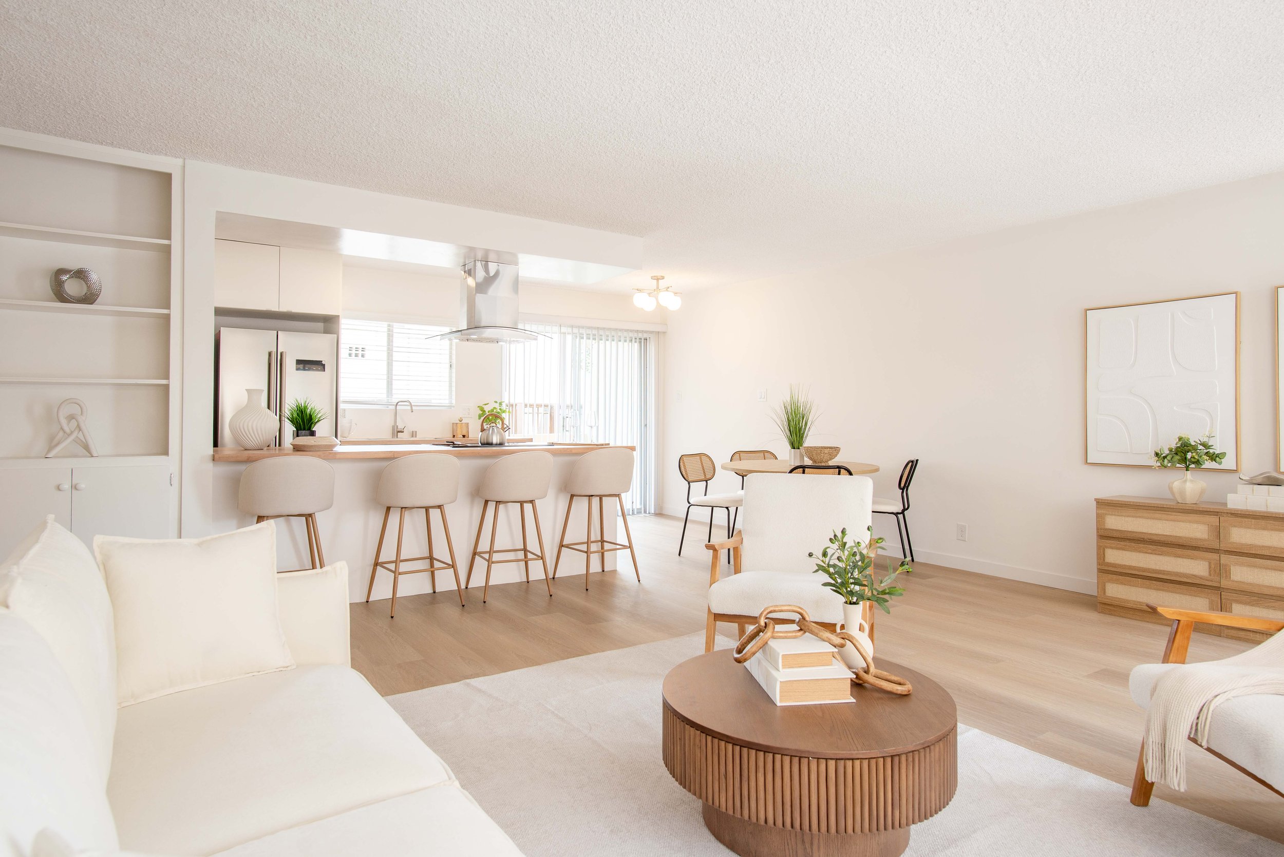 Santa Monica_unit202_after_living10.jpg