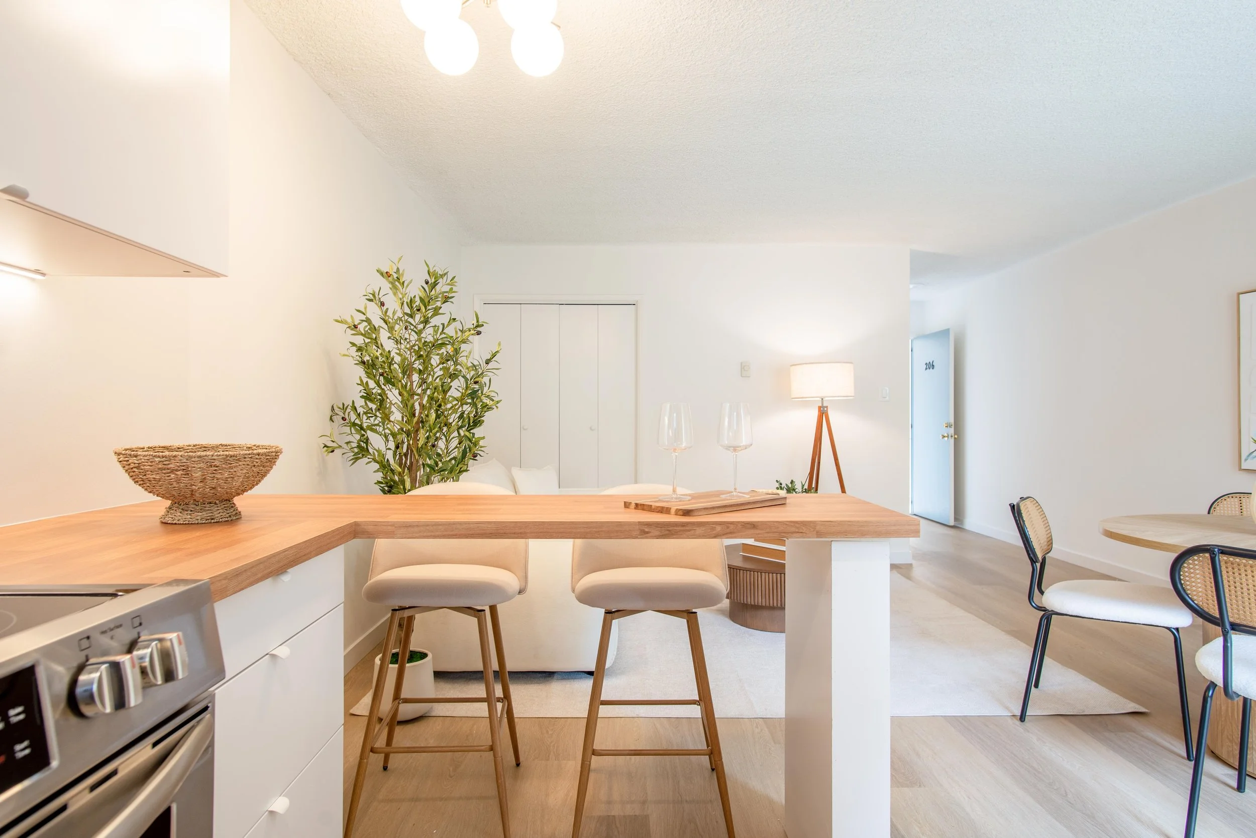 Santa Monica_unit206_after_living_dining_kitchen9.jpg