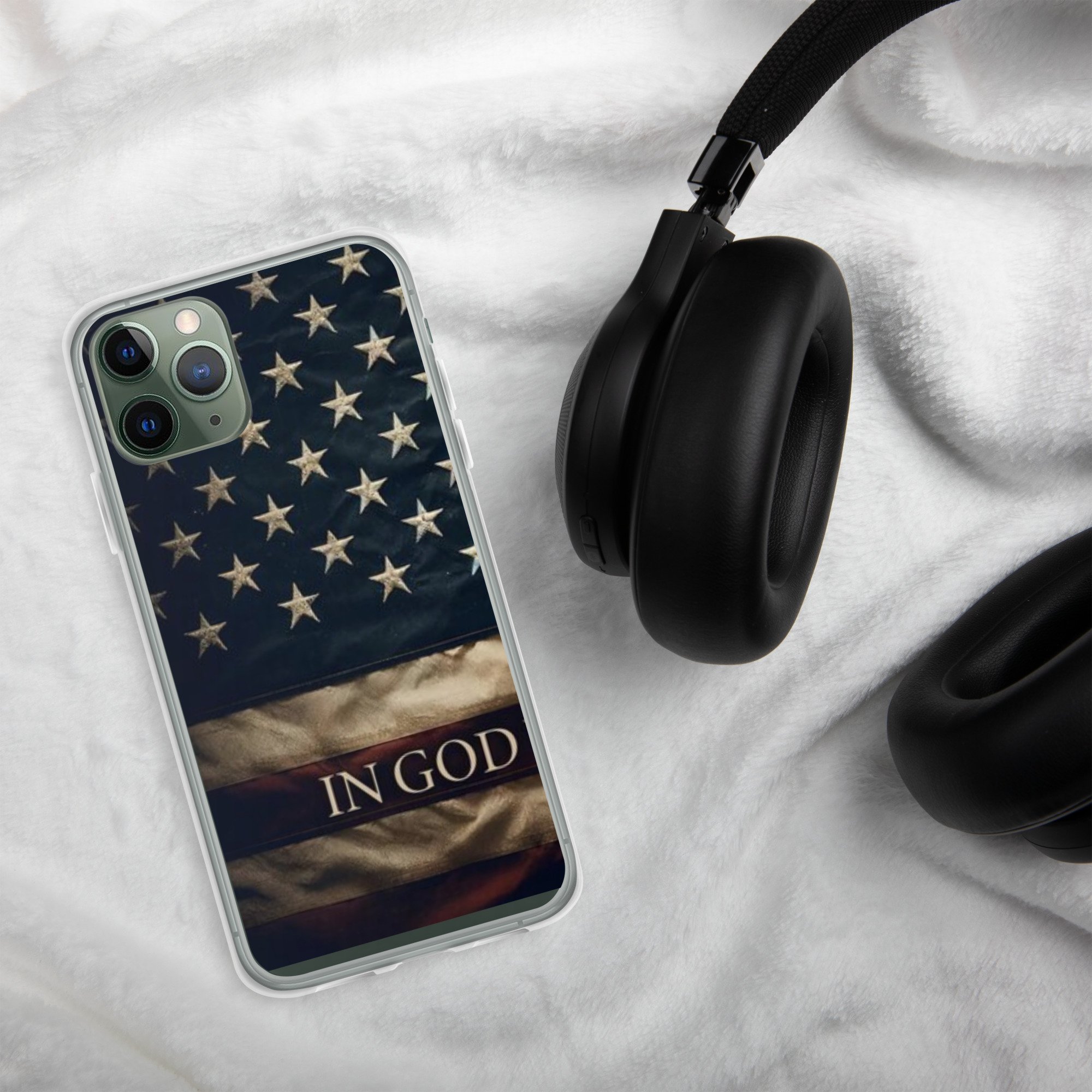 clear-case-for-iphone-iphone-11-pro-lifestyle-2-683d2116da08c.jpg