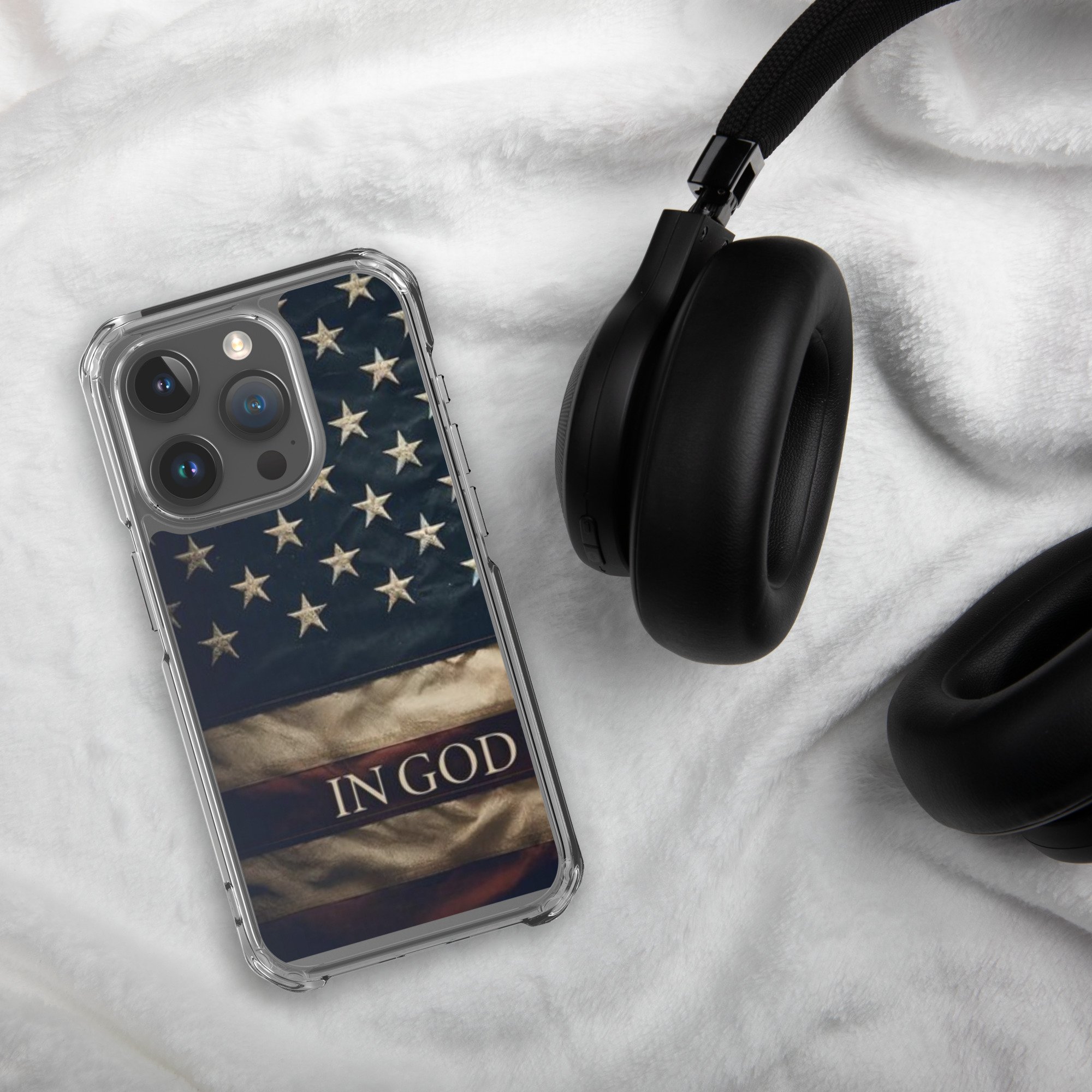 clear-case-for-iphone-iphone-15-pro-lifestyle-2-683d2116dc4b3.jpg