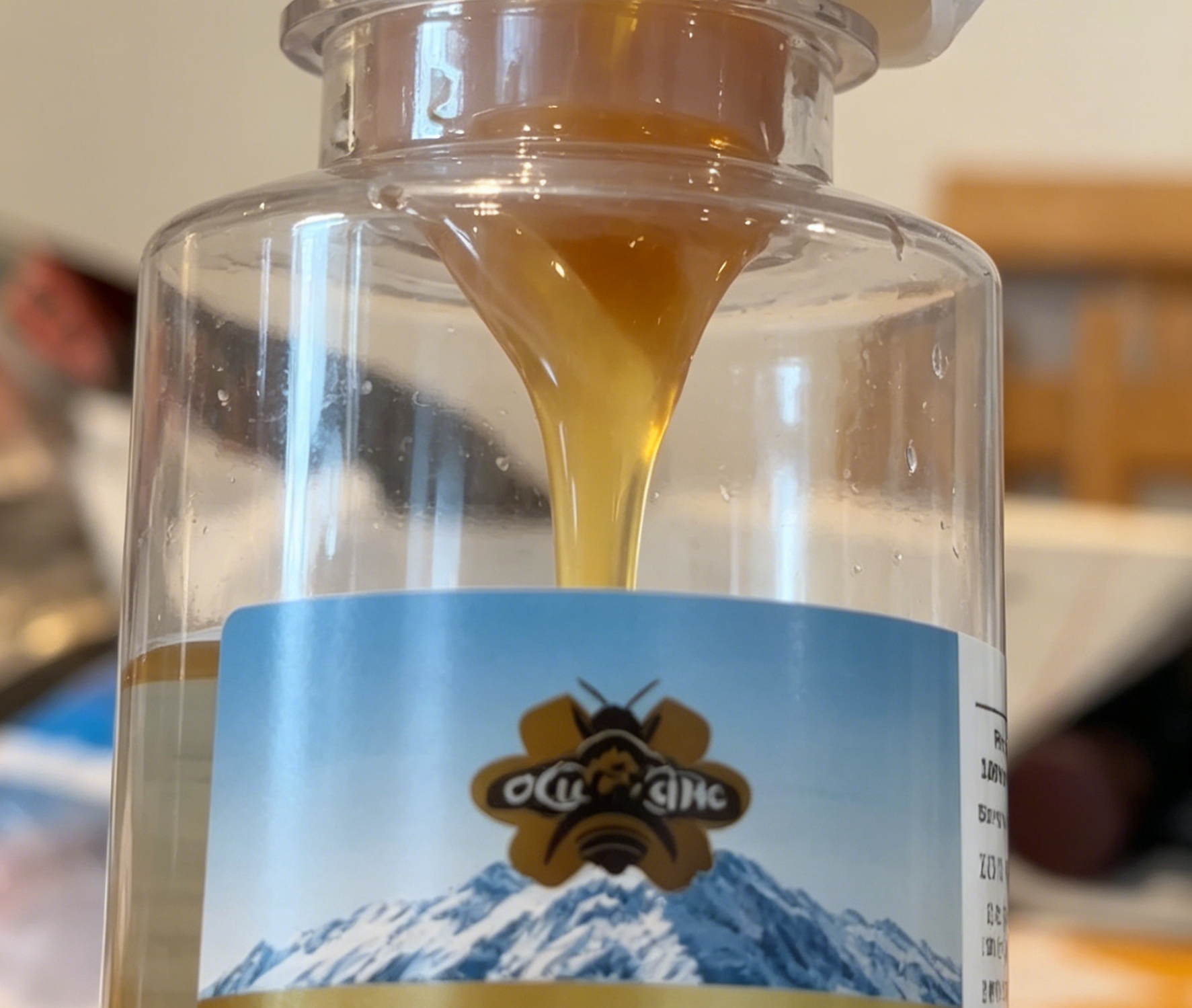 Why Keep the Honey Separate? The Science Behind the Patented Cap.