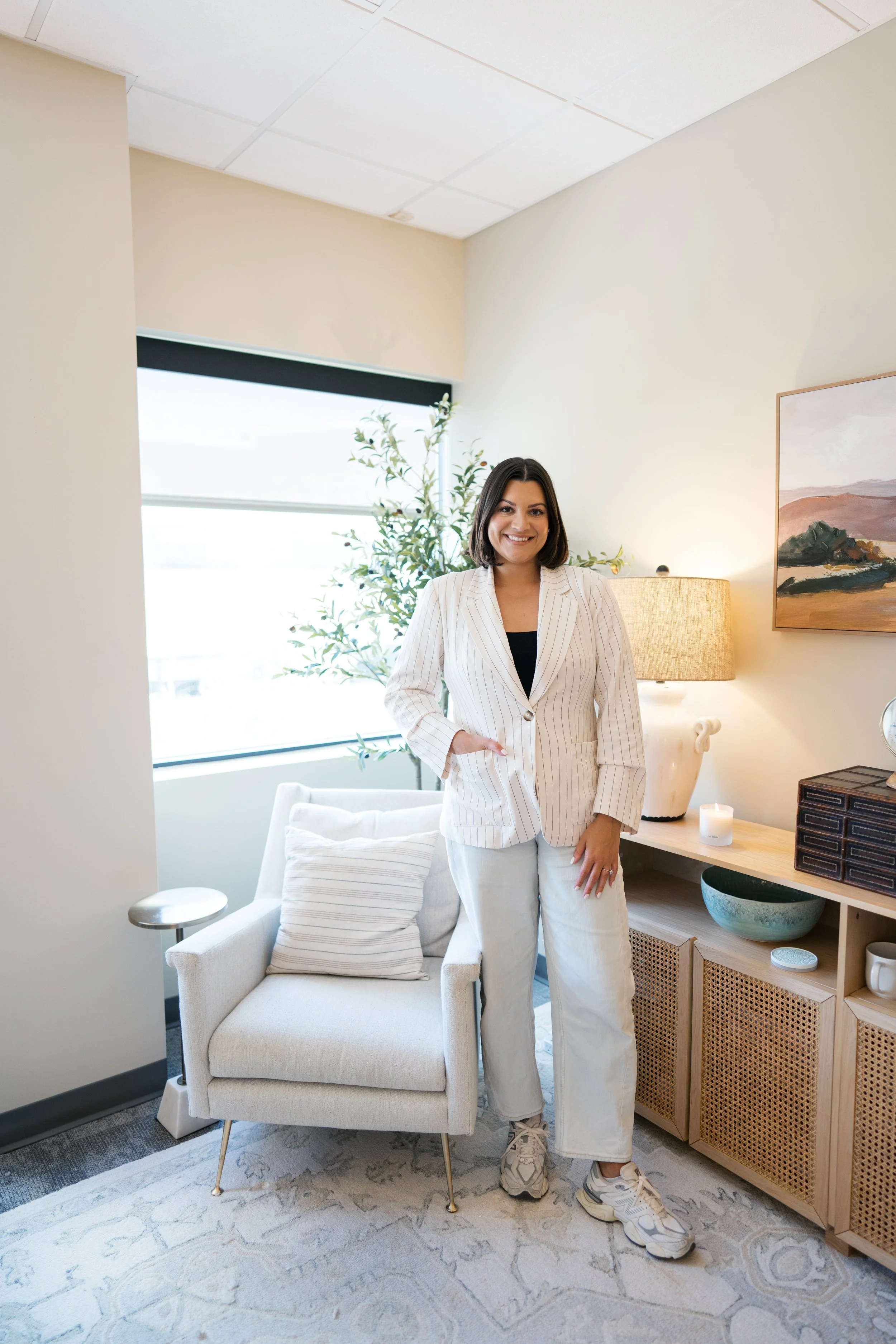 Lexie Taylor, women's therapist serving clients in Brentwood and the Nashville area for trauma and codependency
